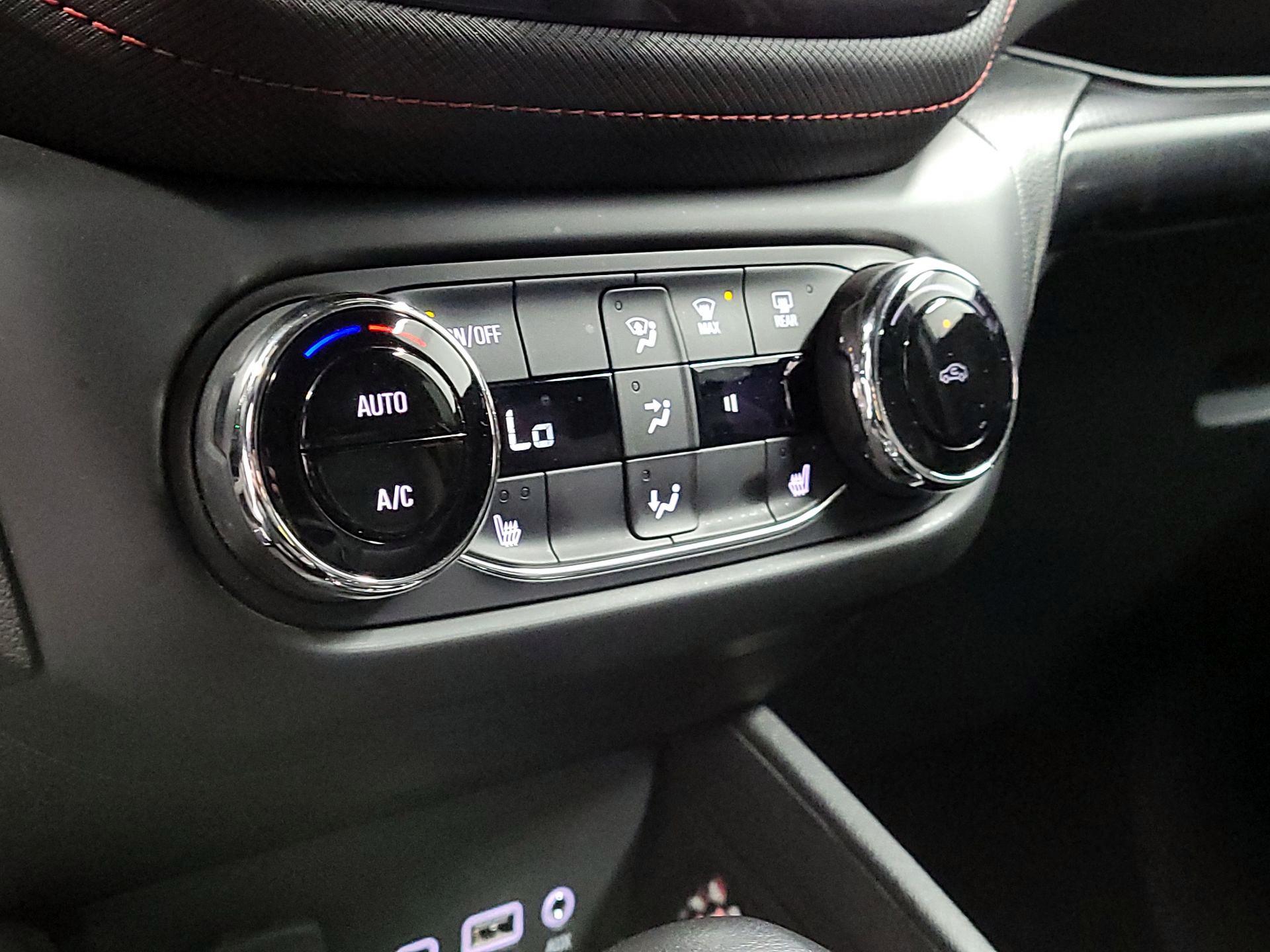 Thumbnail: 2021 Chevrolet TrailBlazer - 16