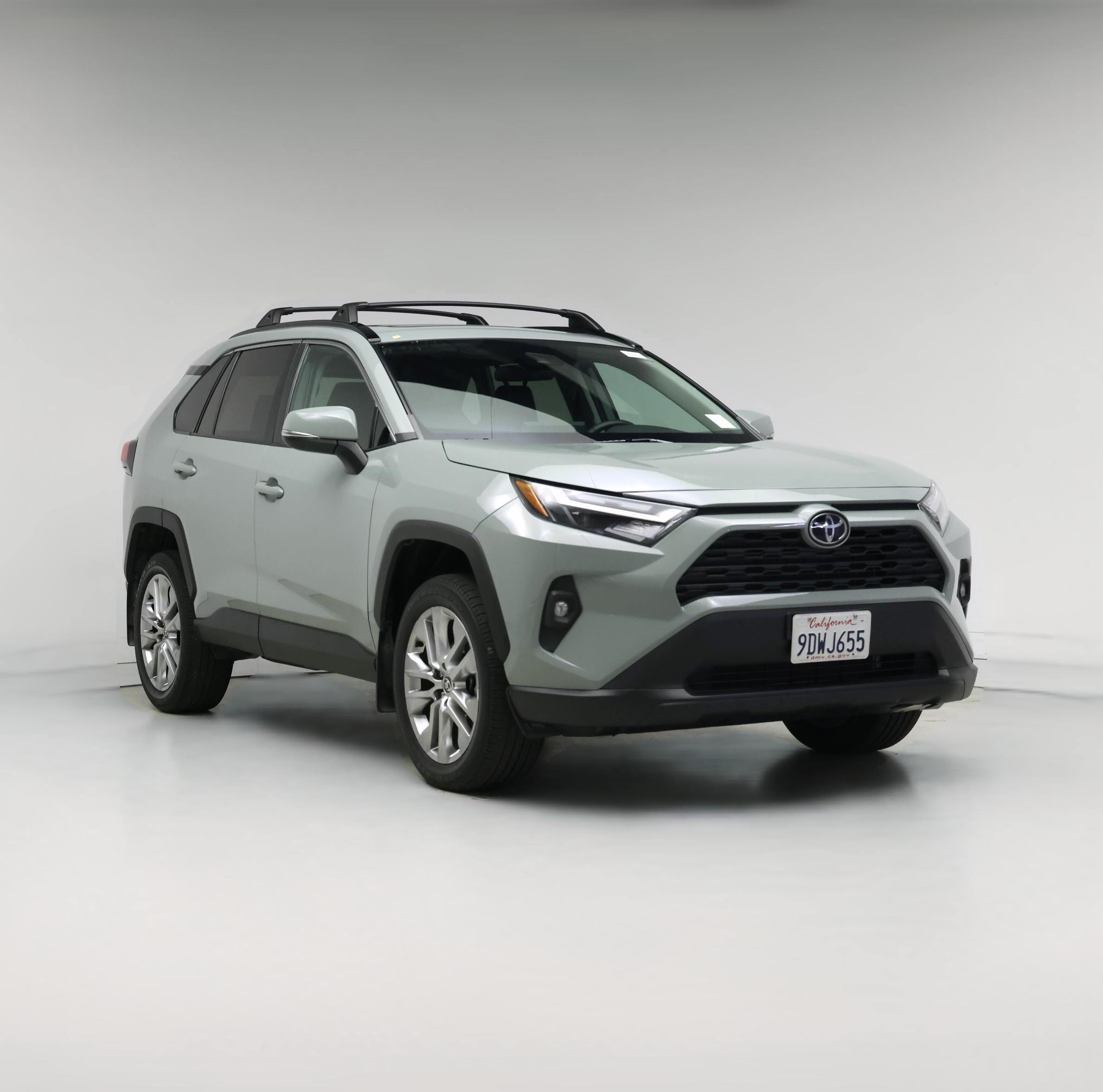 Thumbnail: 2022 Toyota RAV4 - 1