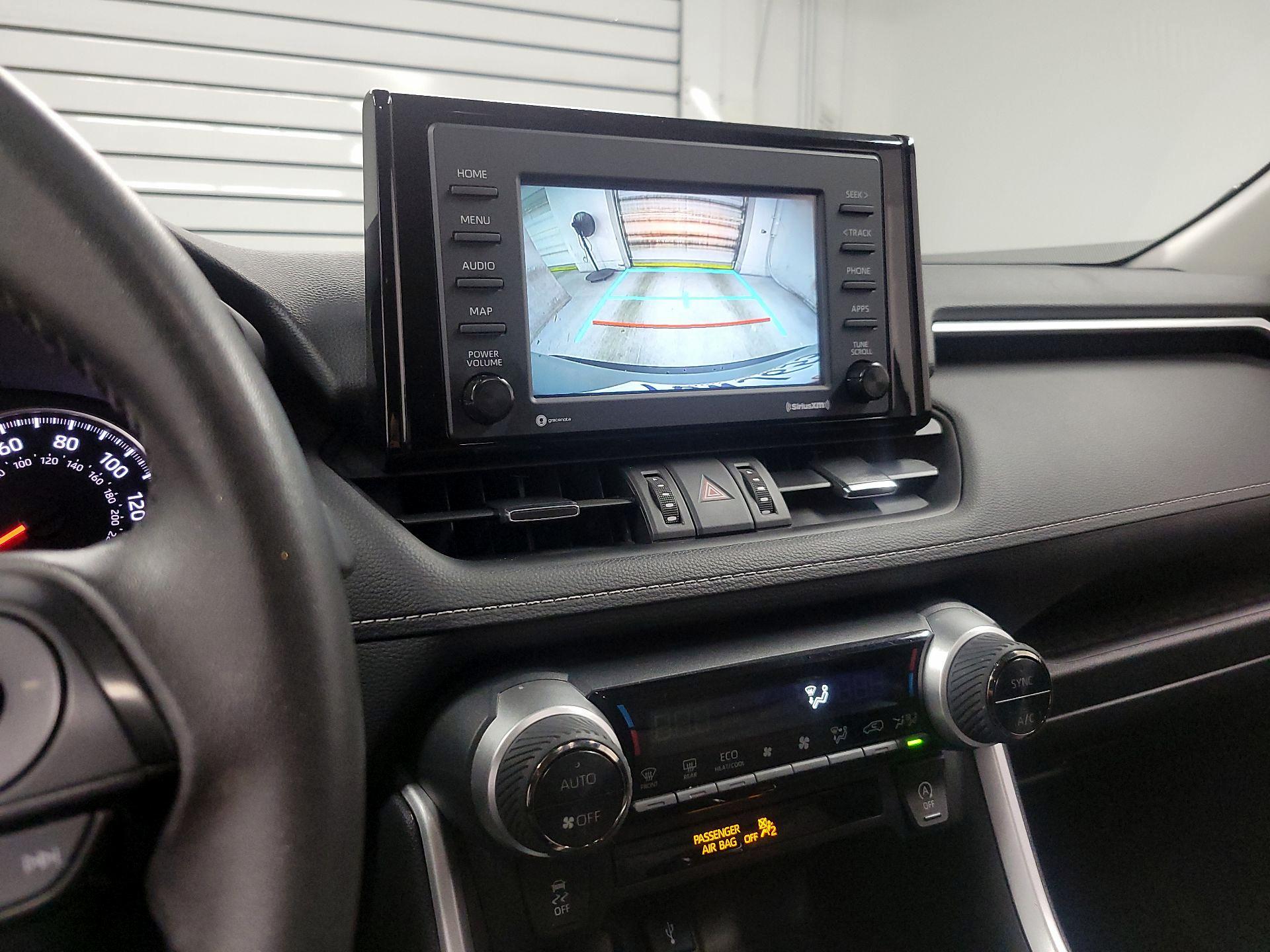 Thumbnail: 2022 Toyota RAV4 - 13