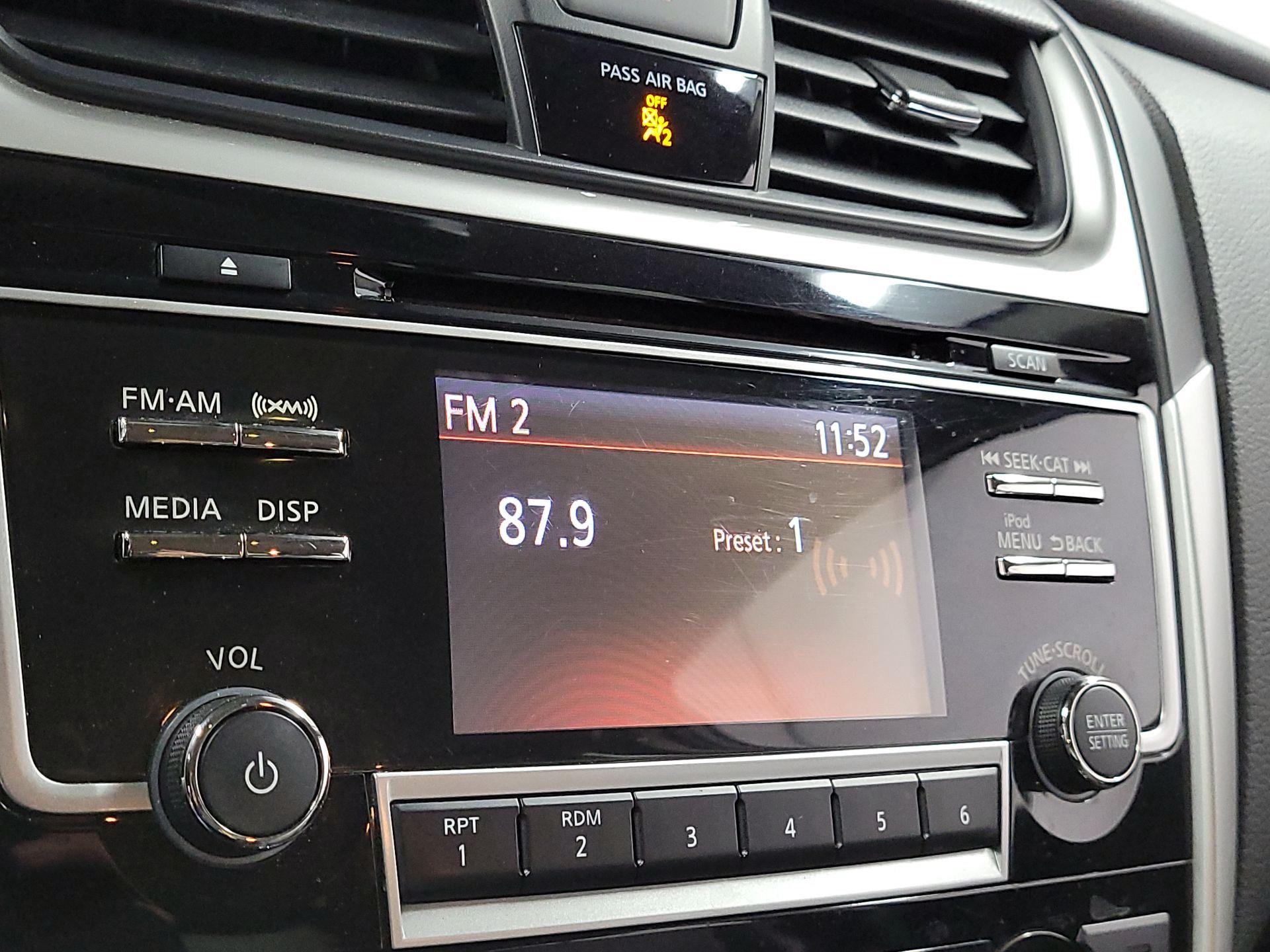 Thumbnail: 2018 Nissan Altima - 13