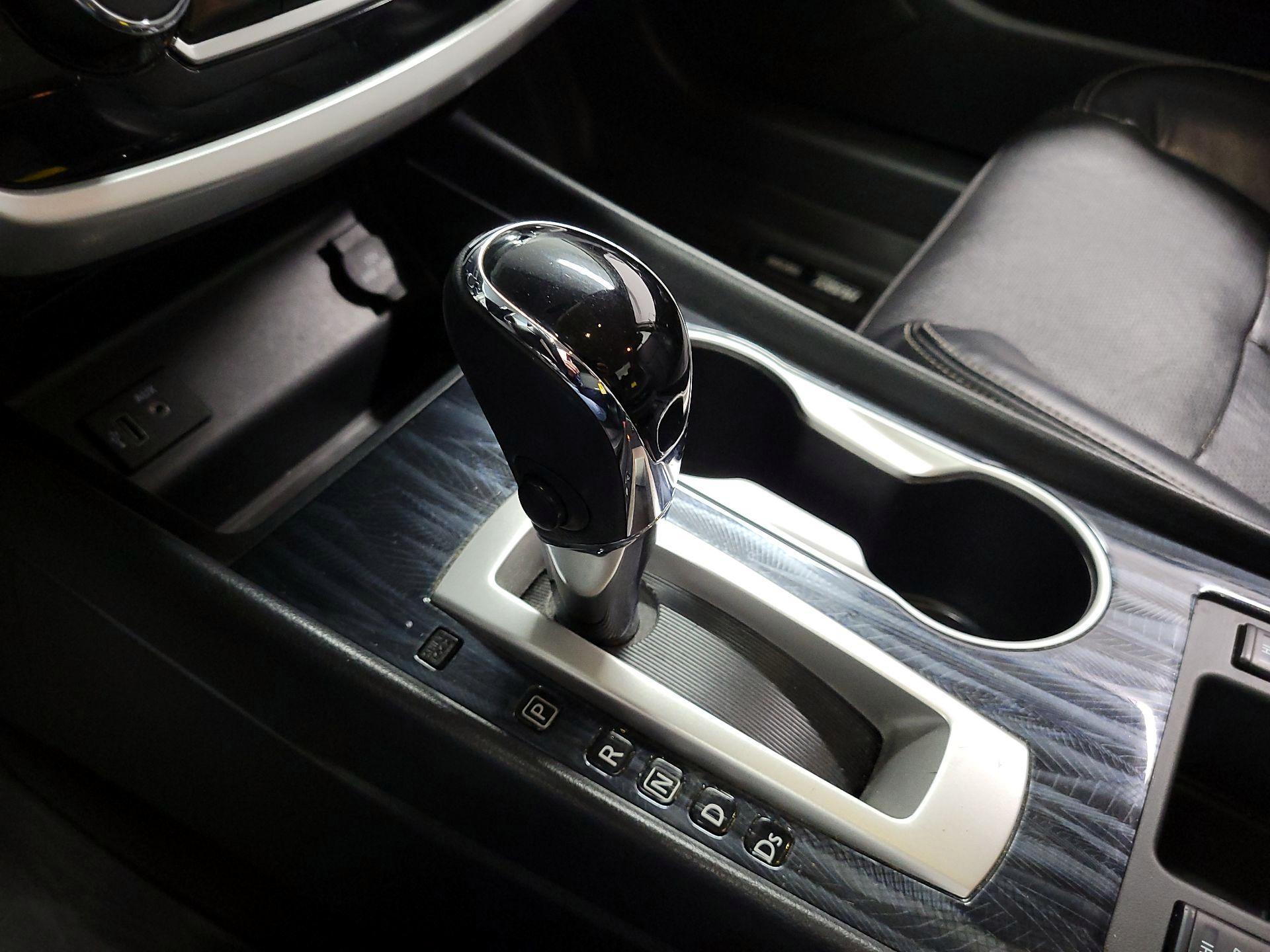 Thumbnail: 2018 Nissan Altima - 15