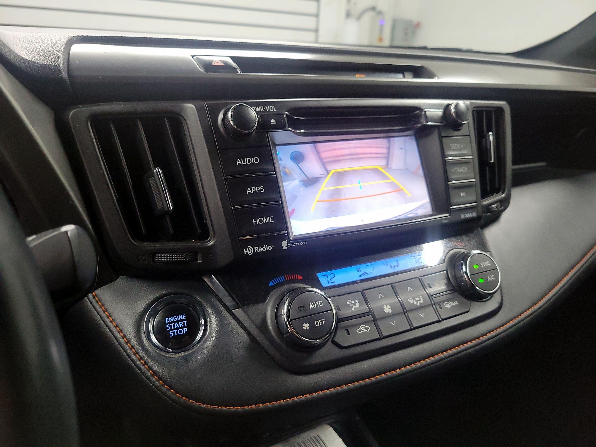 Thumbnail: 2016 Toyota RAV4 - 12