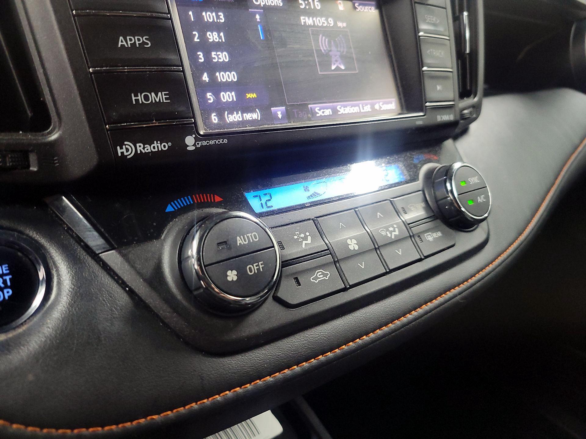 Thumbnail: 2016 Toyota RAV4 - 14