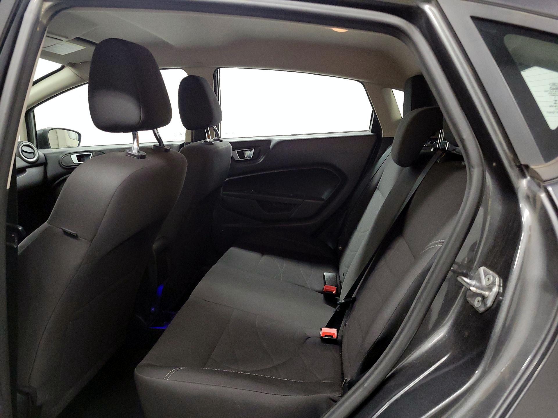 Thumbnail: 2016 Ford Fiesta - 14