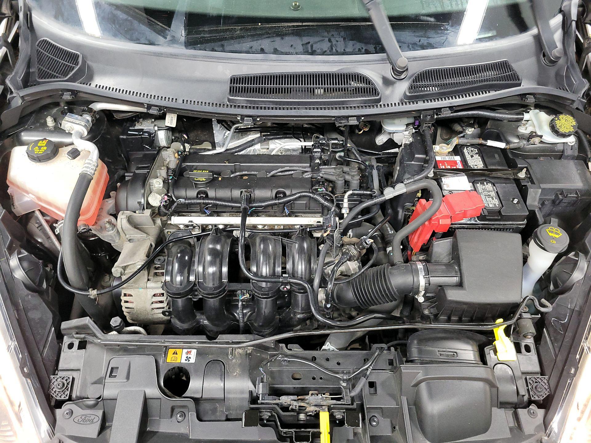 Thumbnail: 2016 Ford Fiesta - 16