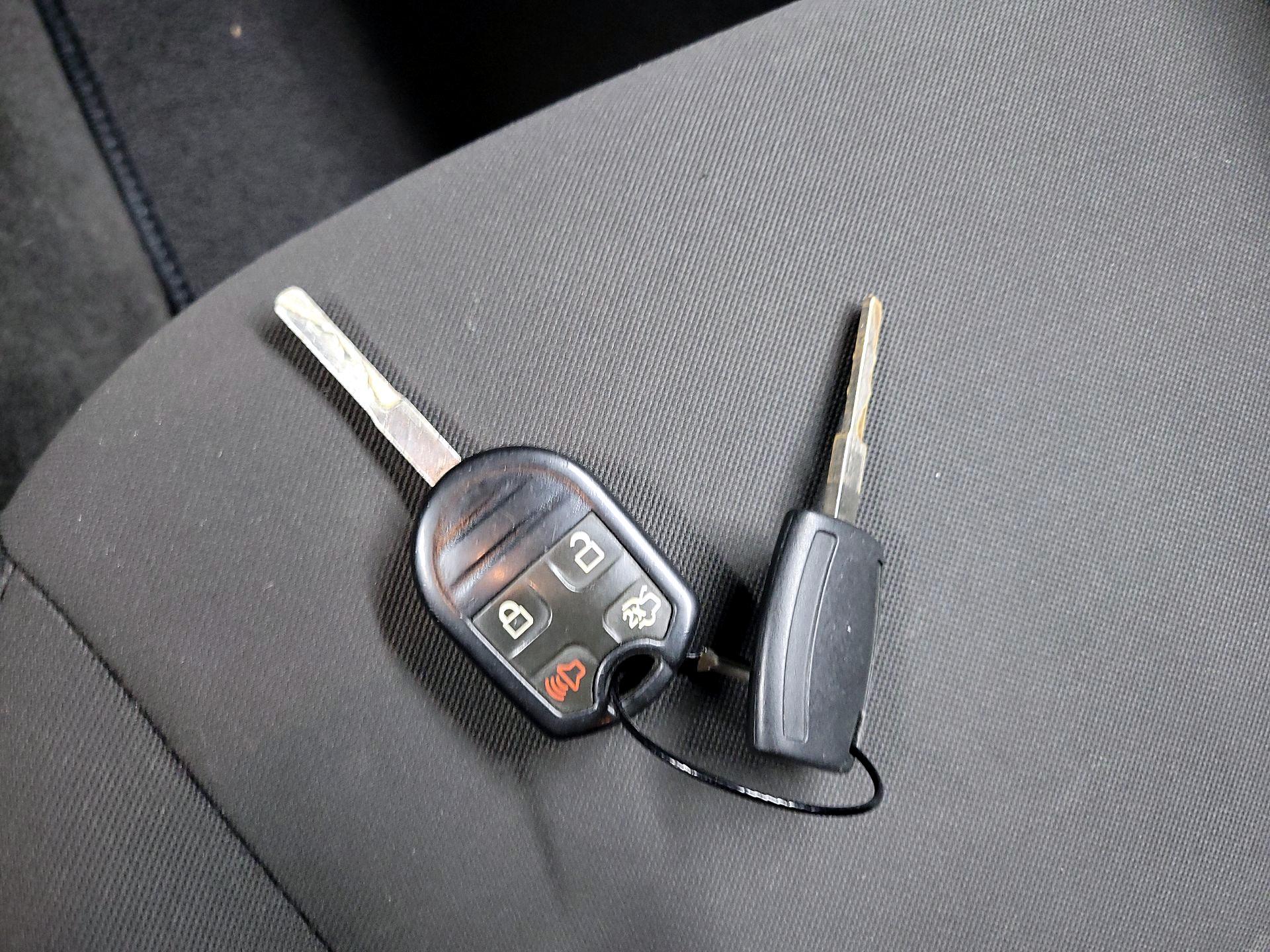 Thumbnail: 2016 Ford Fiesta - 17