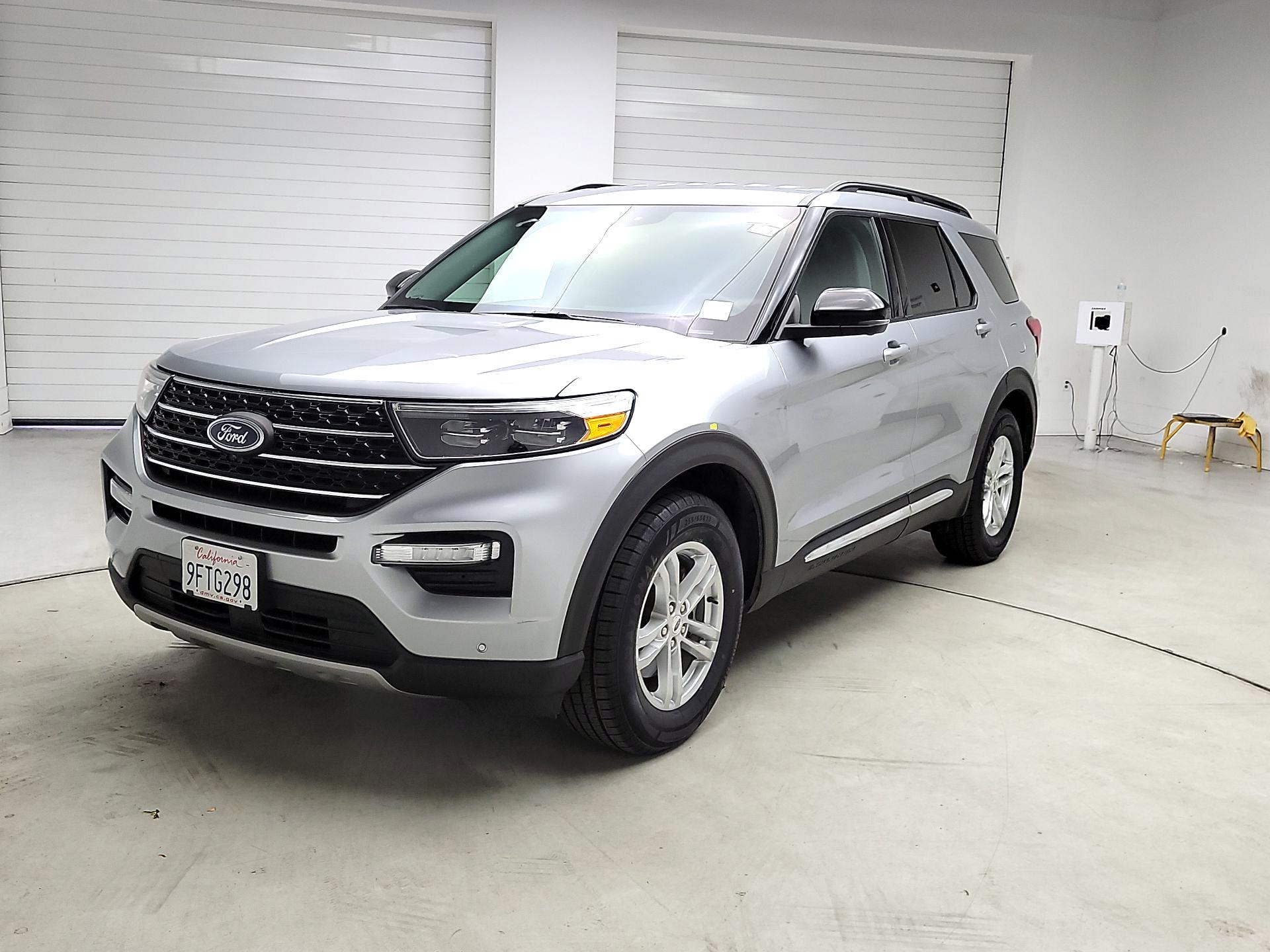 Thumbnail: 2022 Ford Explorer - 3