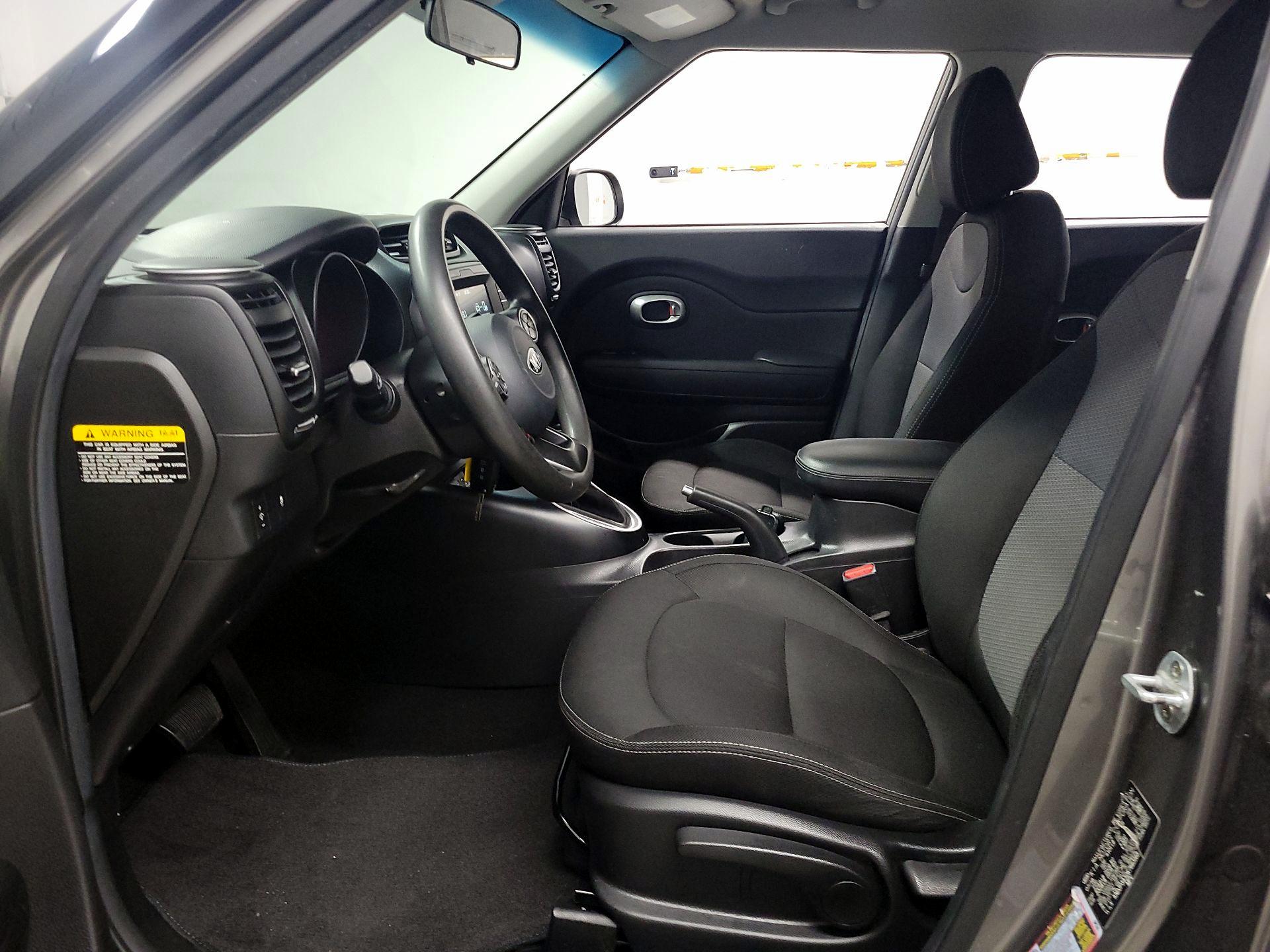 Thumbnail: 2019 Kia Soul - 11