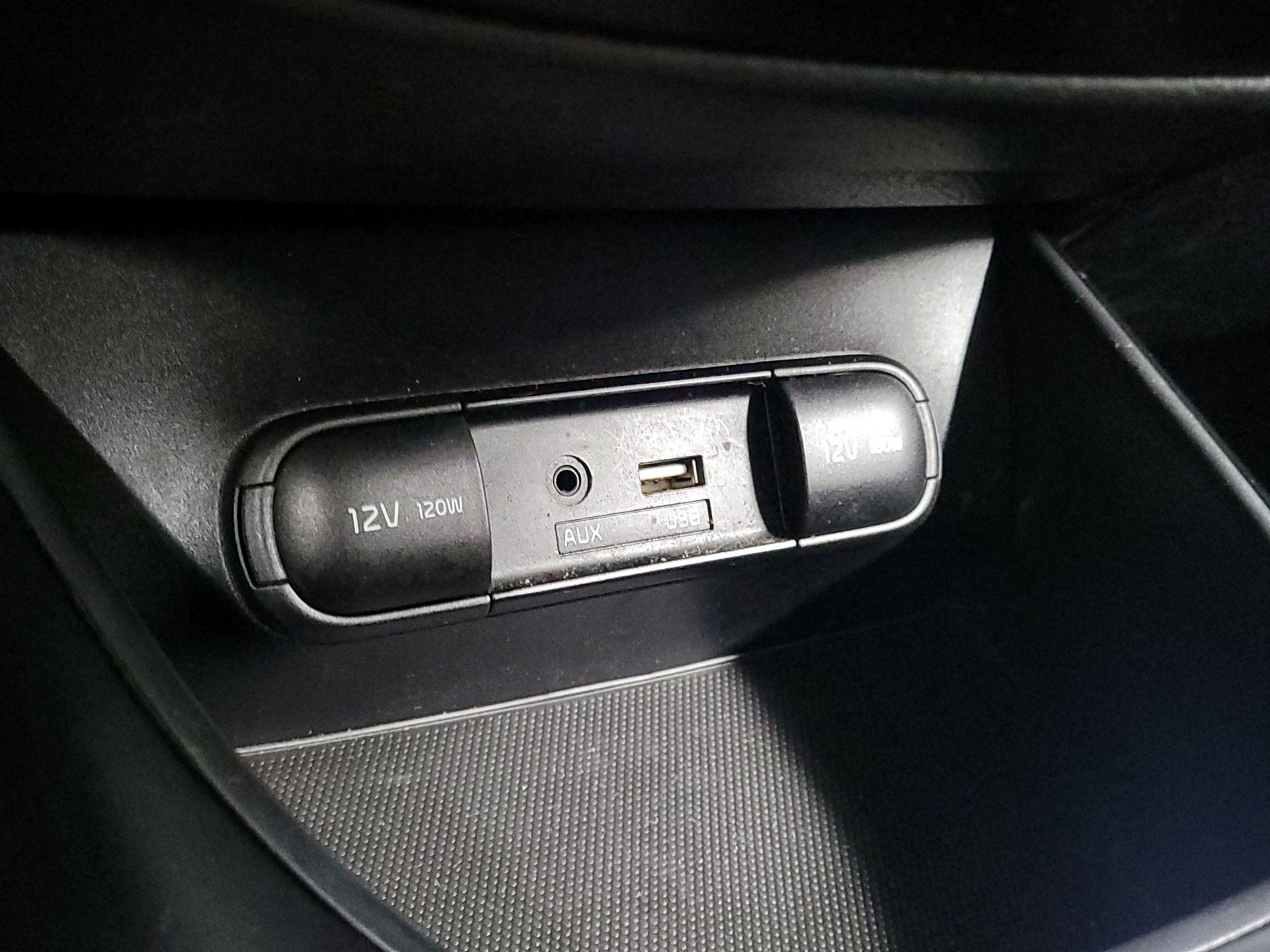 Thumbnail: 2019 Kia Soul - 17