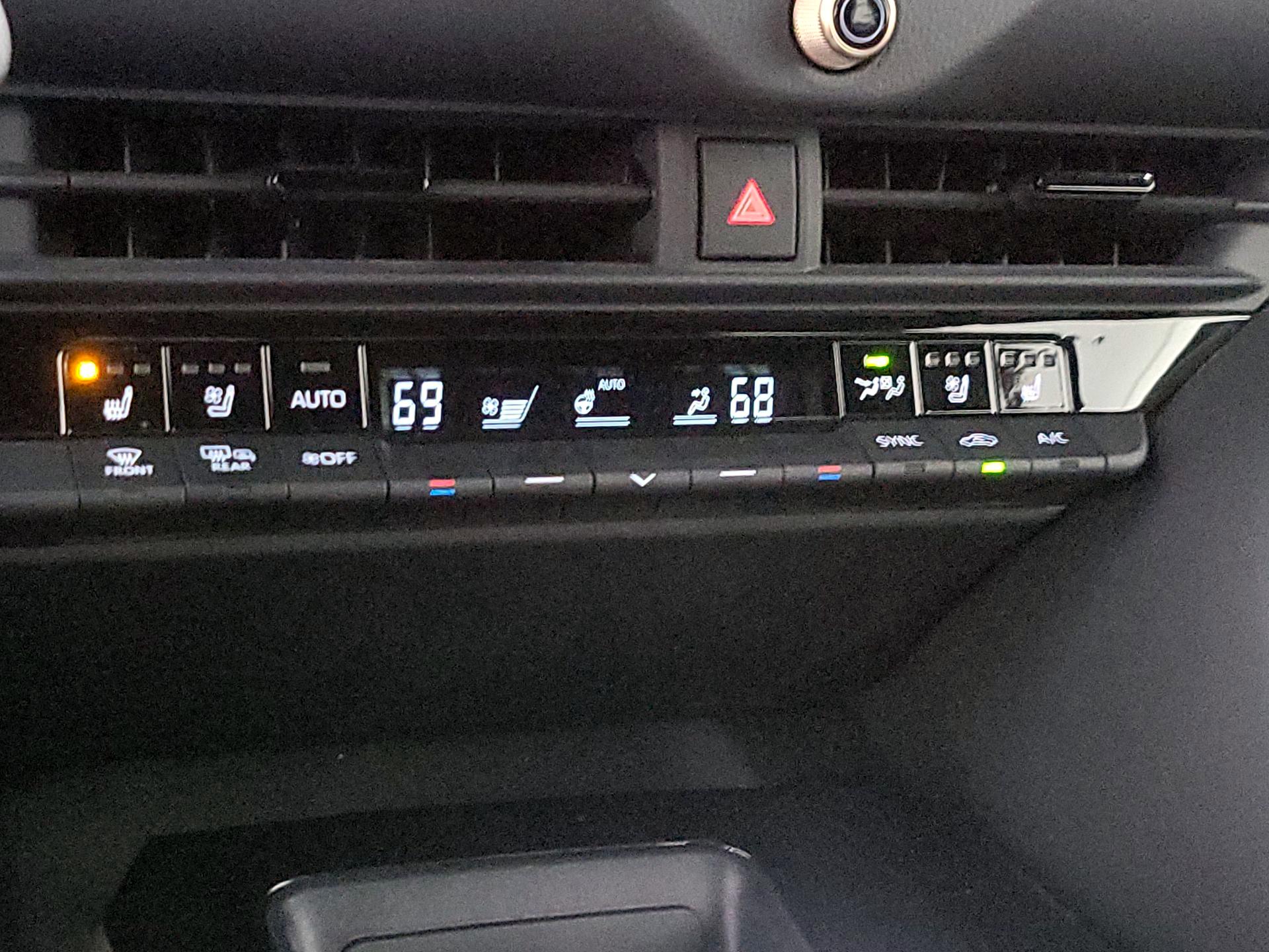 Thumbnail: 2025 Toyota Crown Signia - 13