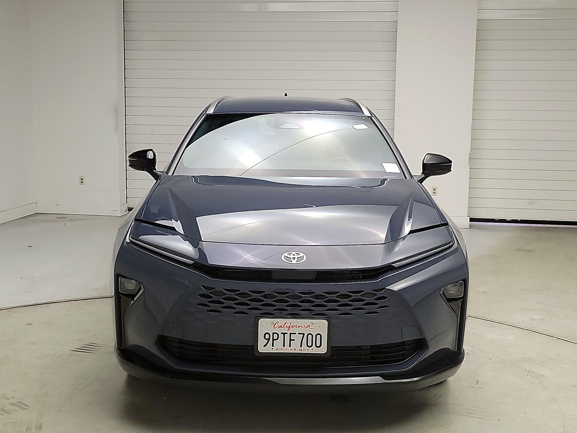 Thumbnail: 2025 Toyota Crown Signia - 2