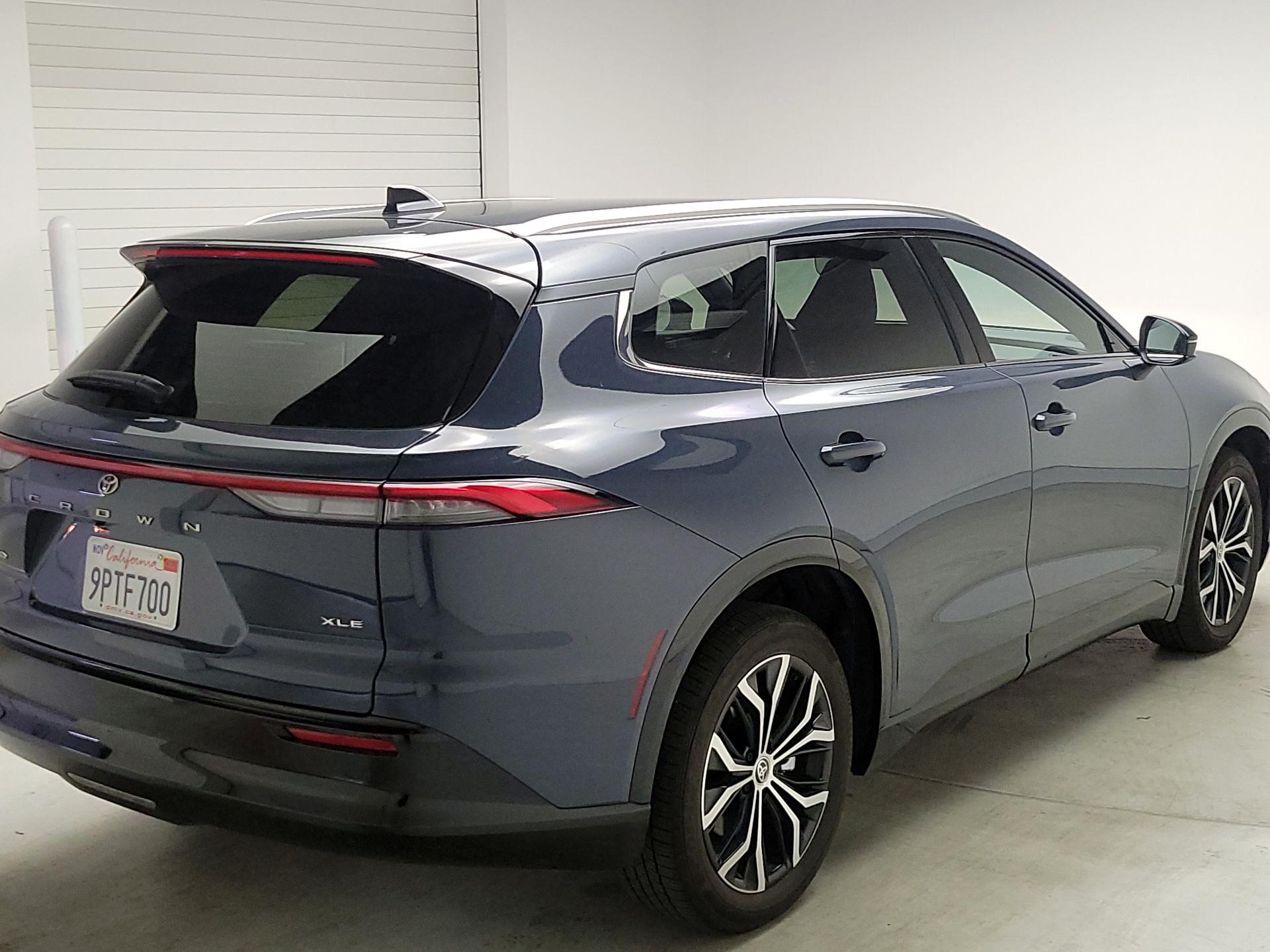 Thumbnail: 2025 Toyota Crown Signia - 5