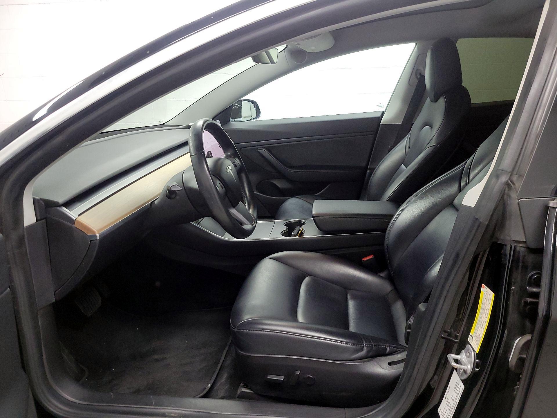 Thumbnail: 2019 Tesla Model 3 - 9