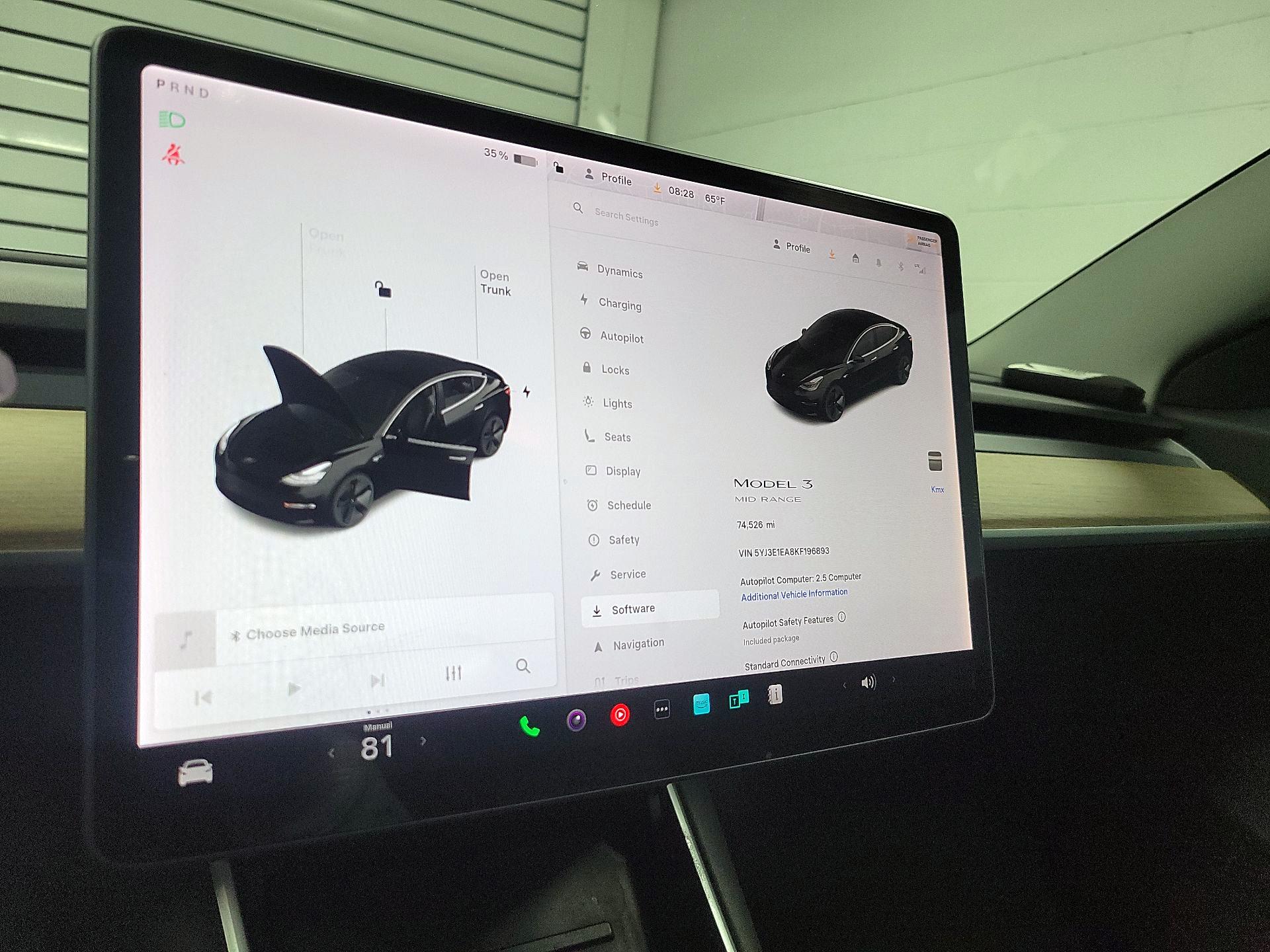 Thumbnail: 2019 Tesla Model 3 - 11