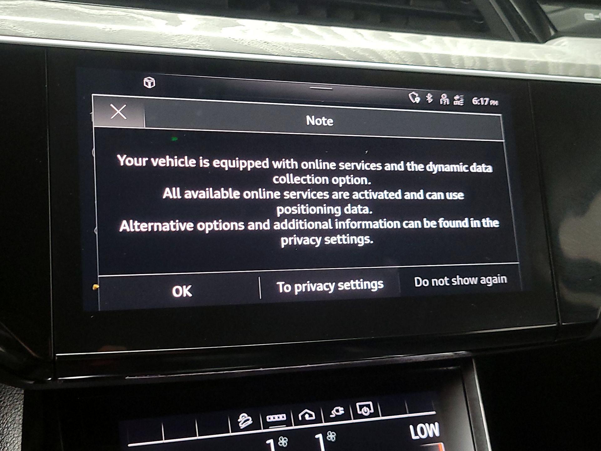 Thumbnail: 2022 Audi e-tron - 12