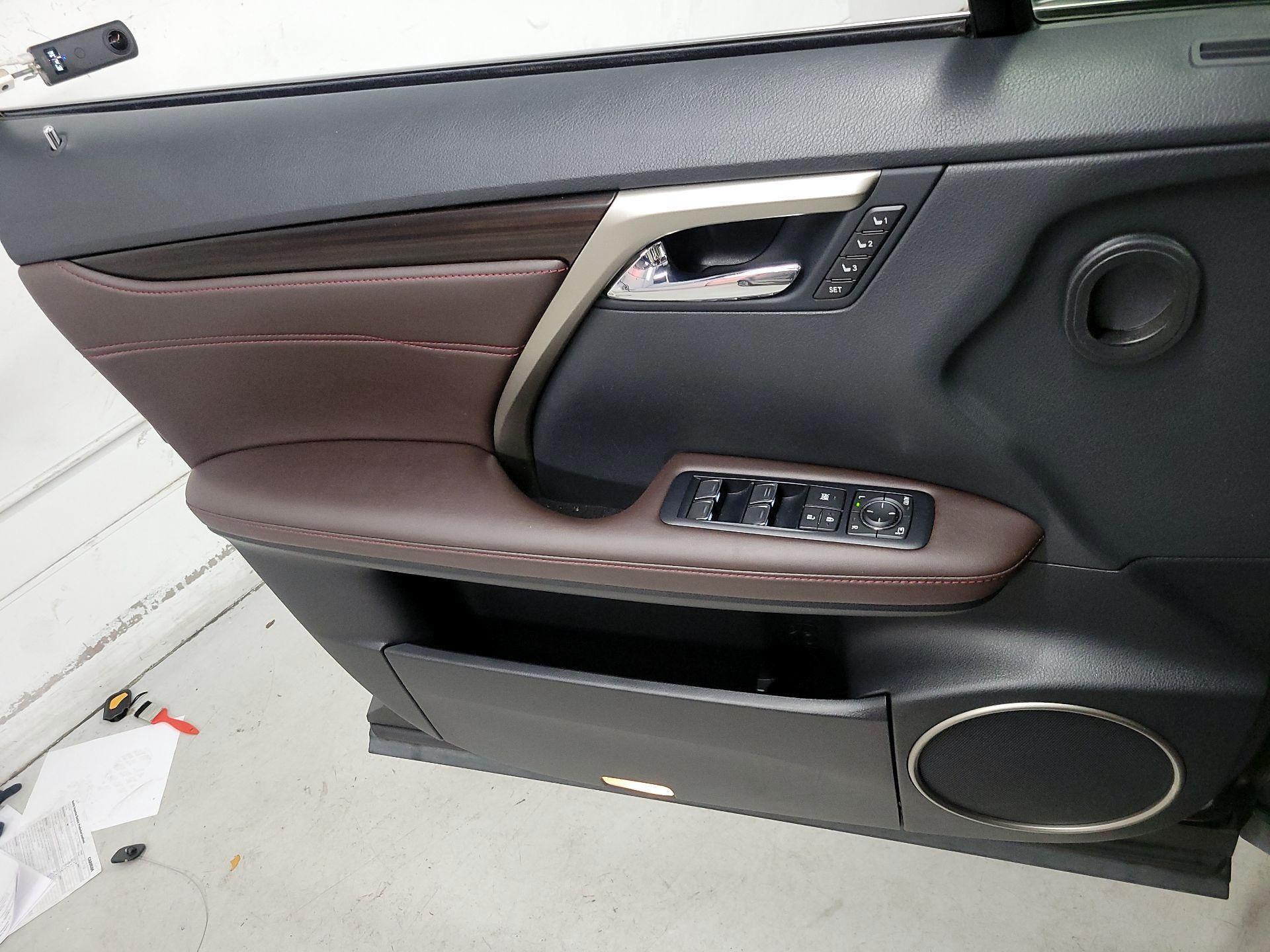 Thumbnail: 2018 Lexus RX - 12