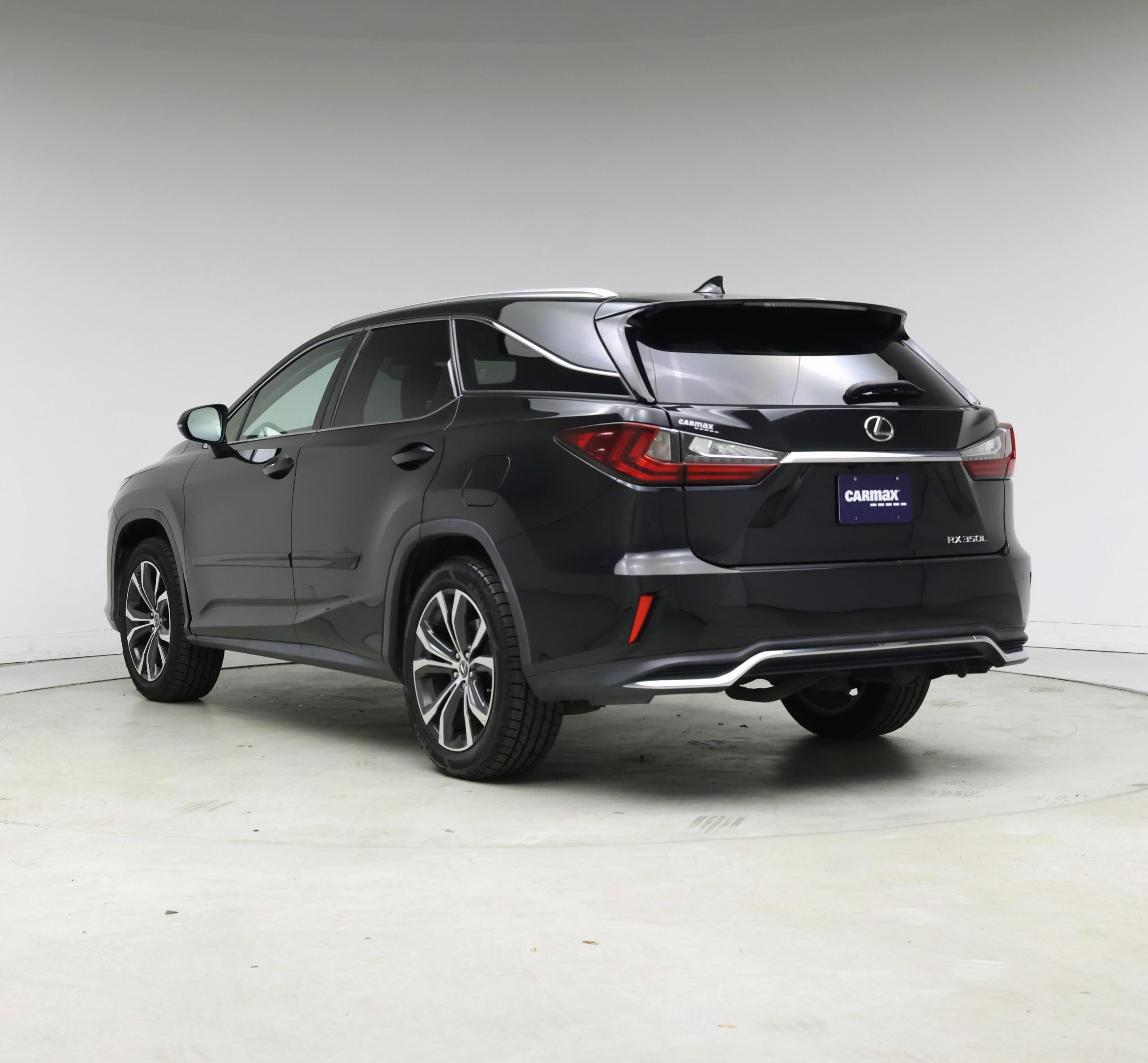 Thumbnail: 2018 Lexus RX - 2