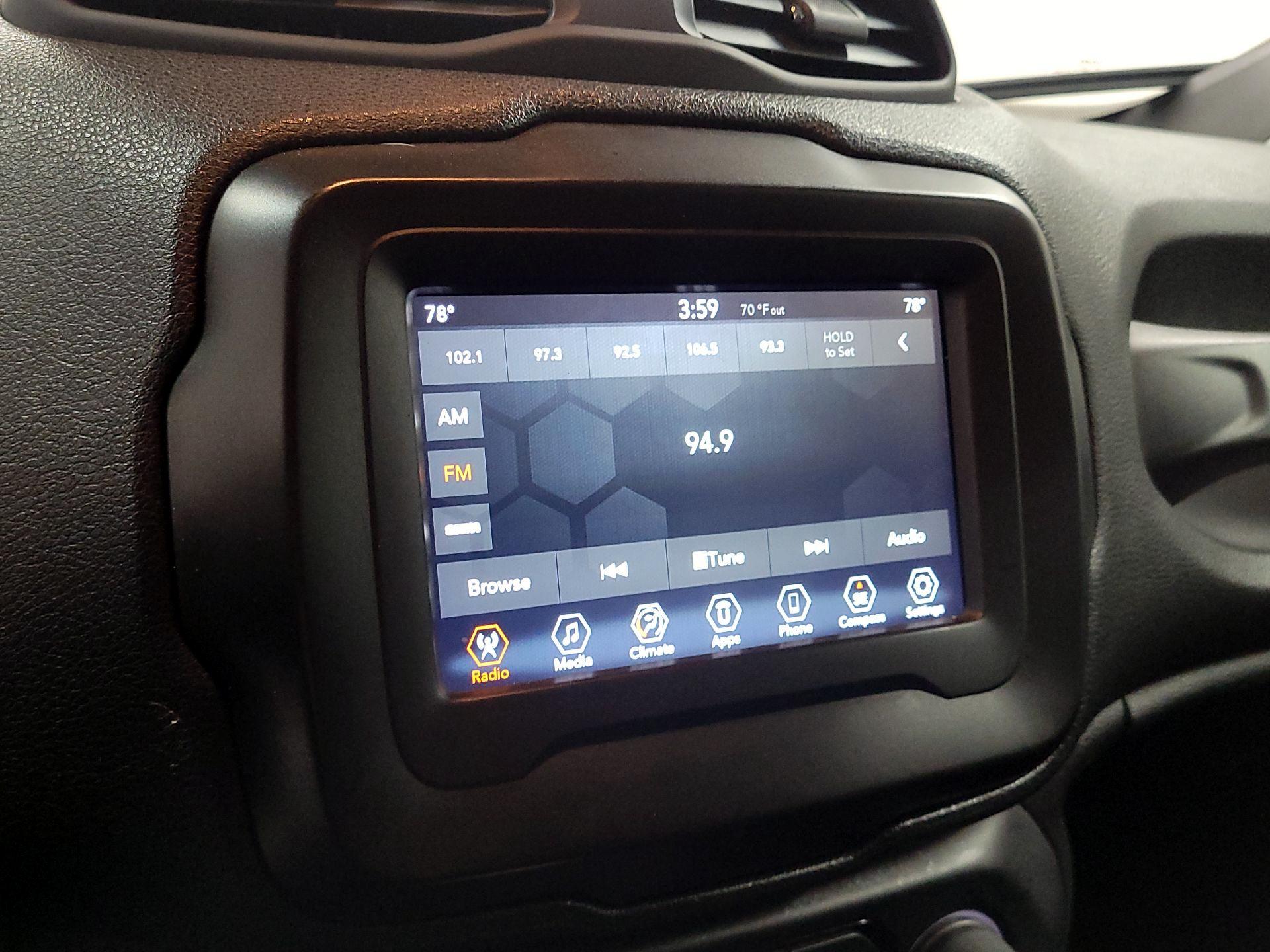 Thumbnail: 2020 Jeep Renegade - 12