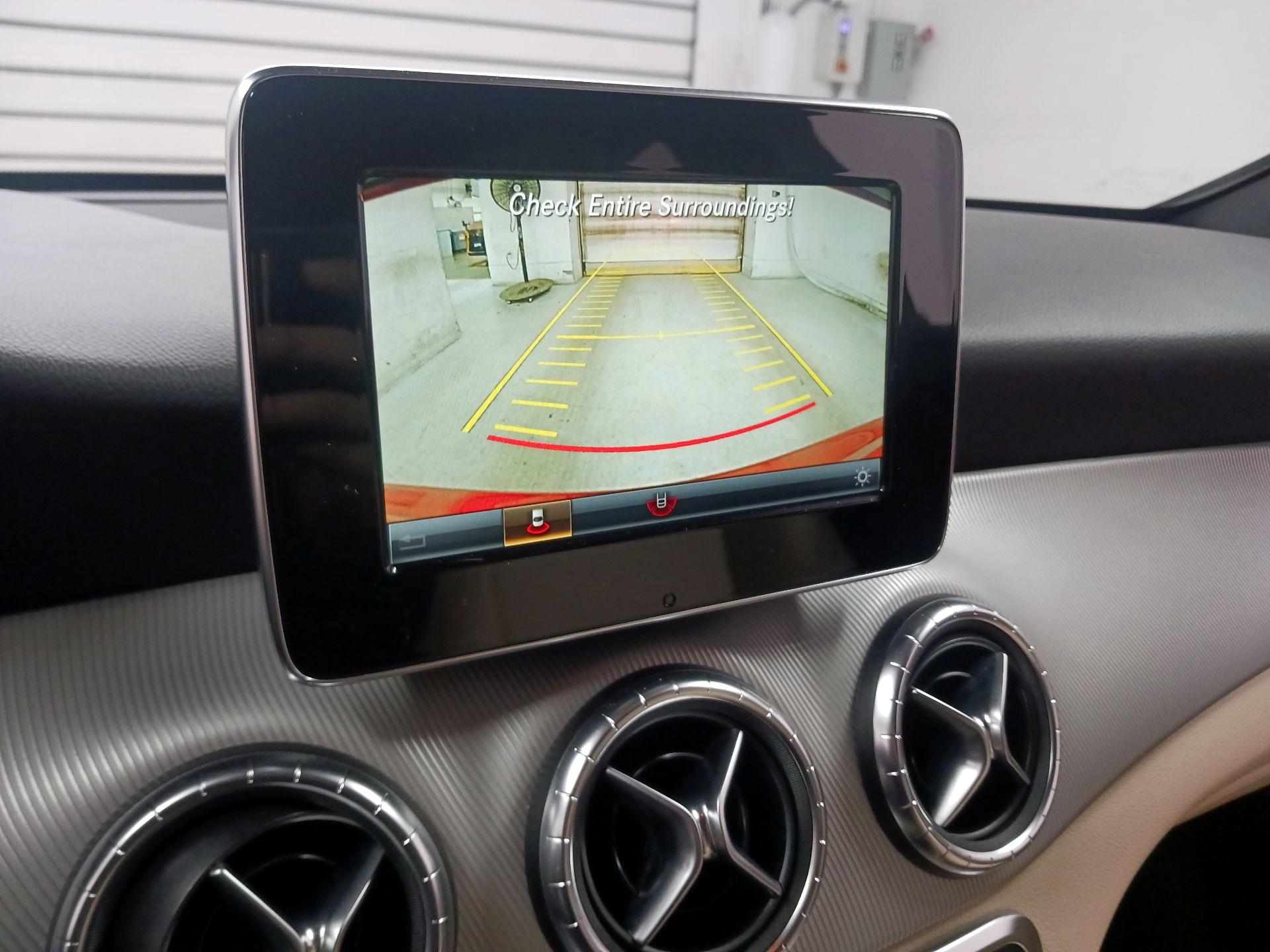 Thumbnail: 2016 Mercedes-Benz CLA - 11