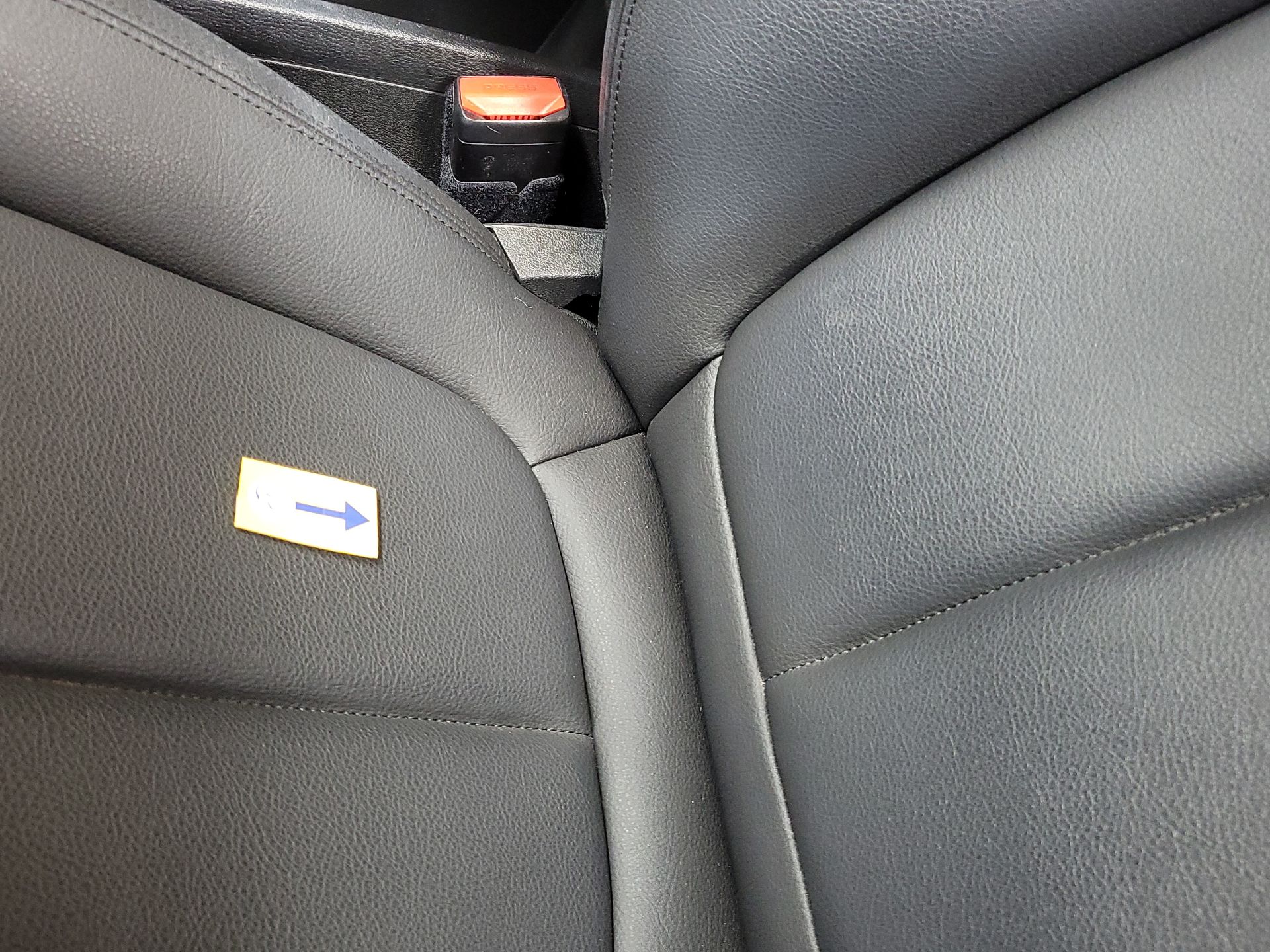 Thumbnail: 2020 BMW X1 - 20