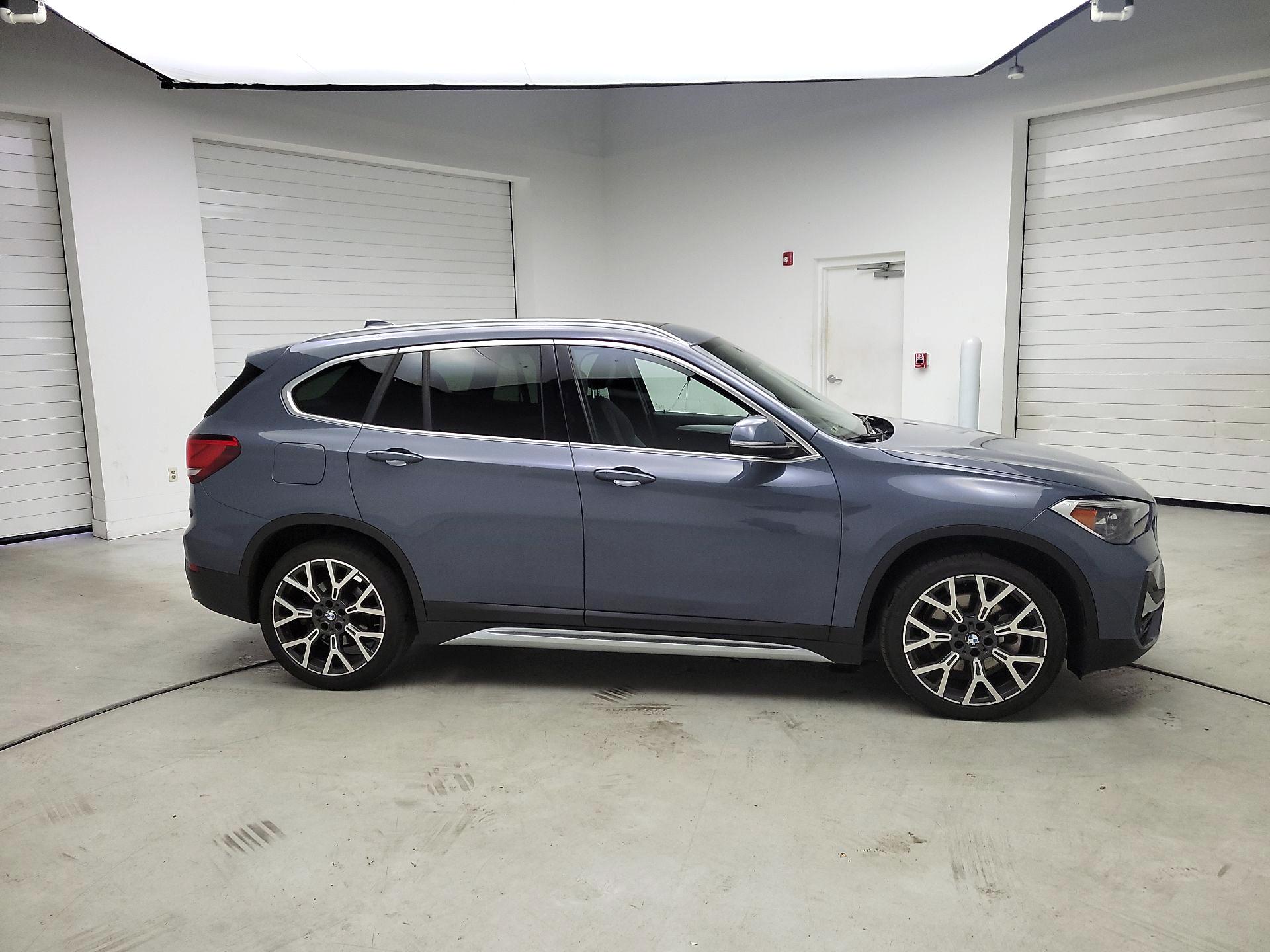 Thumbnail: 2020 BMW X1 - 4