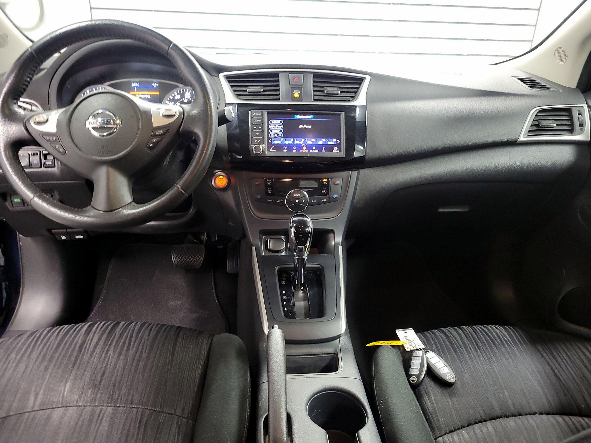 Thumbnail: 2019 Nissan Sentra - 9