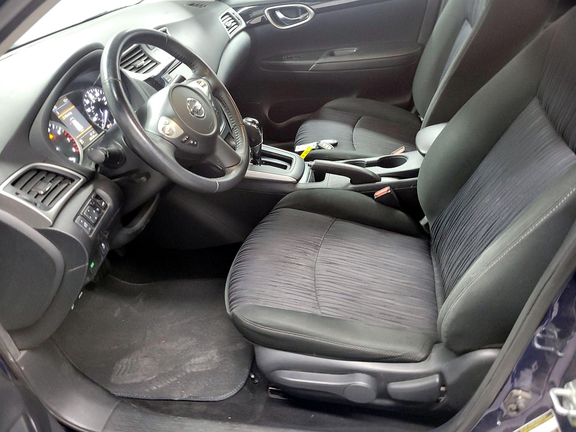 Thumbnail: 2019 Nissan Sentra - 11