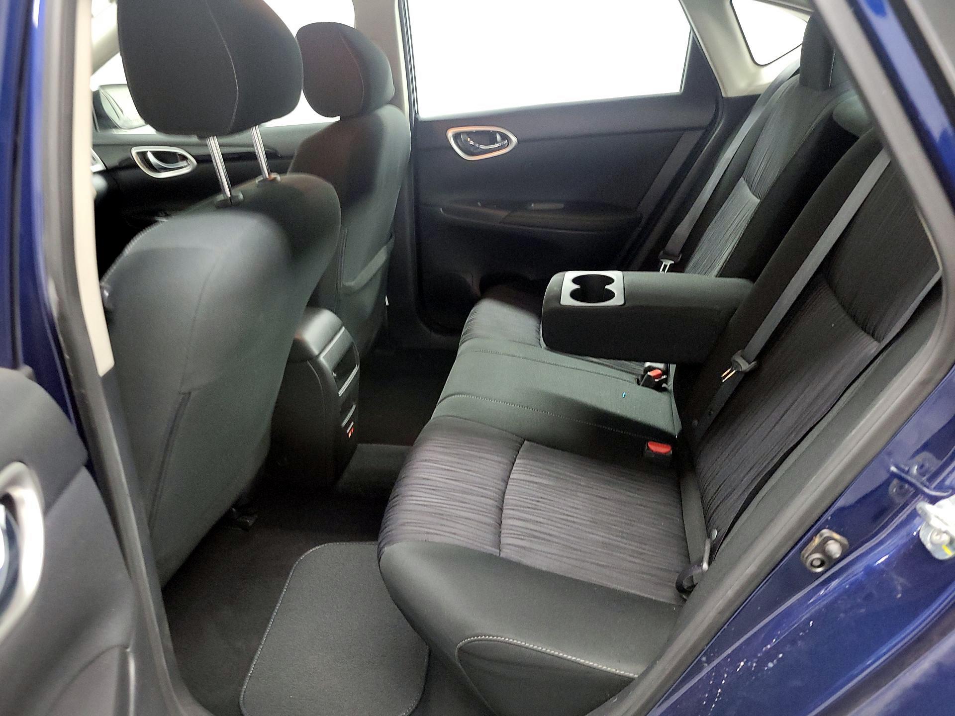 Thumbnail: 2019 Nissan Sentra - 18