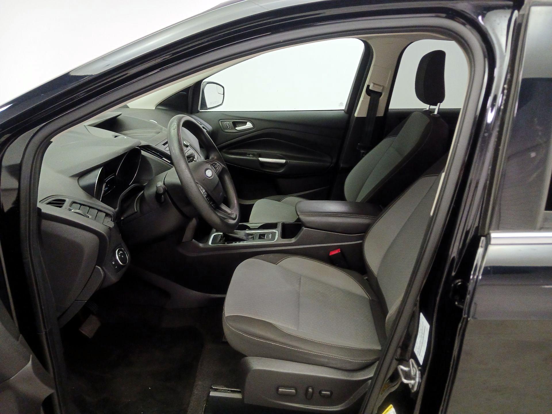 Thumbnail: 2018 Ford Escape - 9