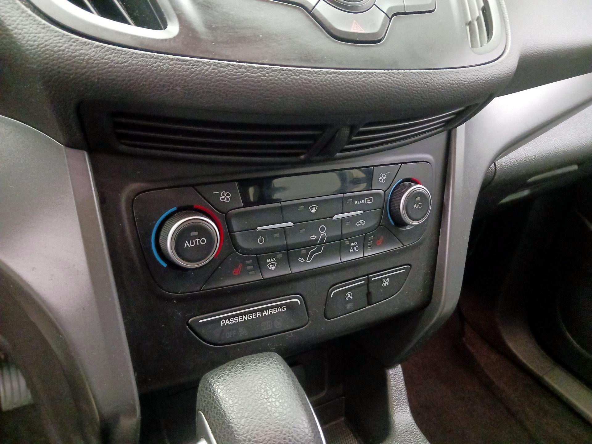 Thumbnail: 2018 Ford Escape - 14