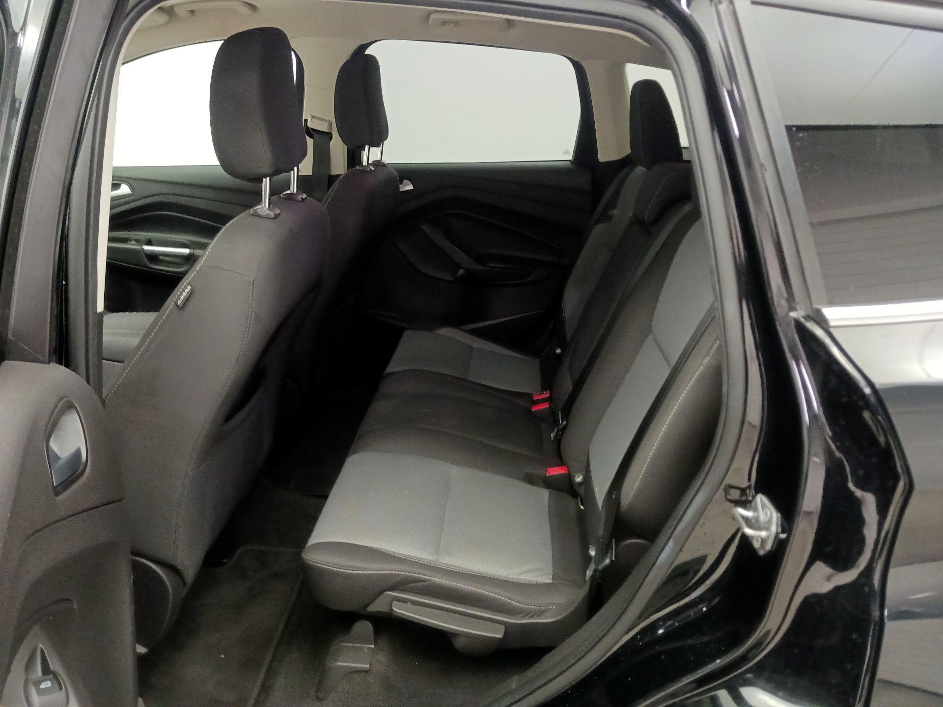 Thumbnail: 2018 Ford Escape - 17