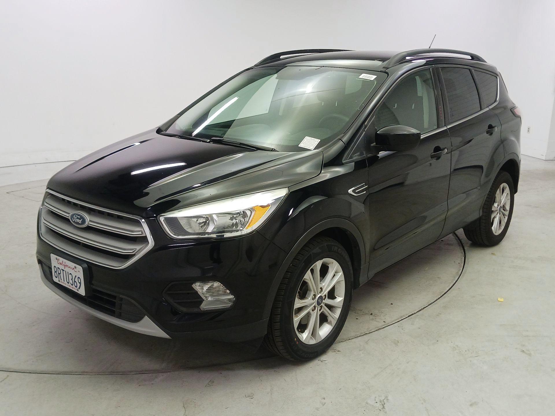 Thumbnail: 2018 Ford Escape - 3