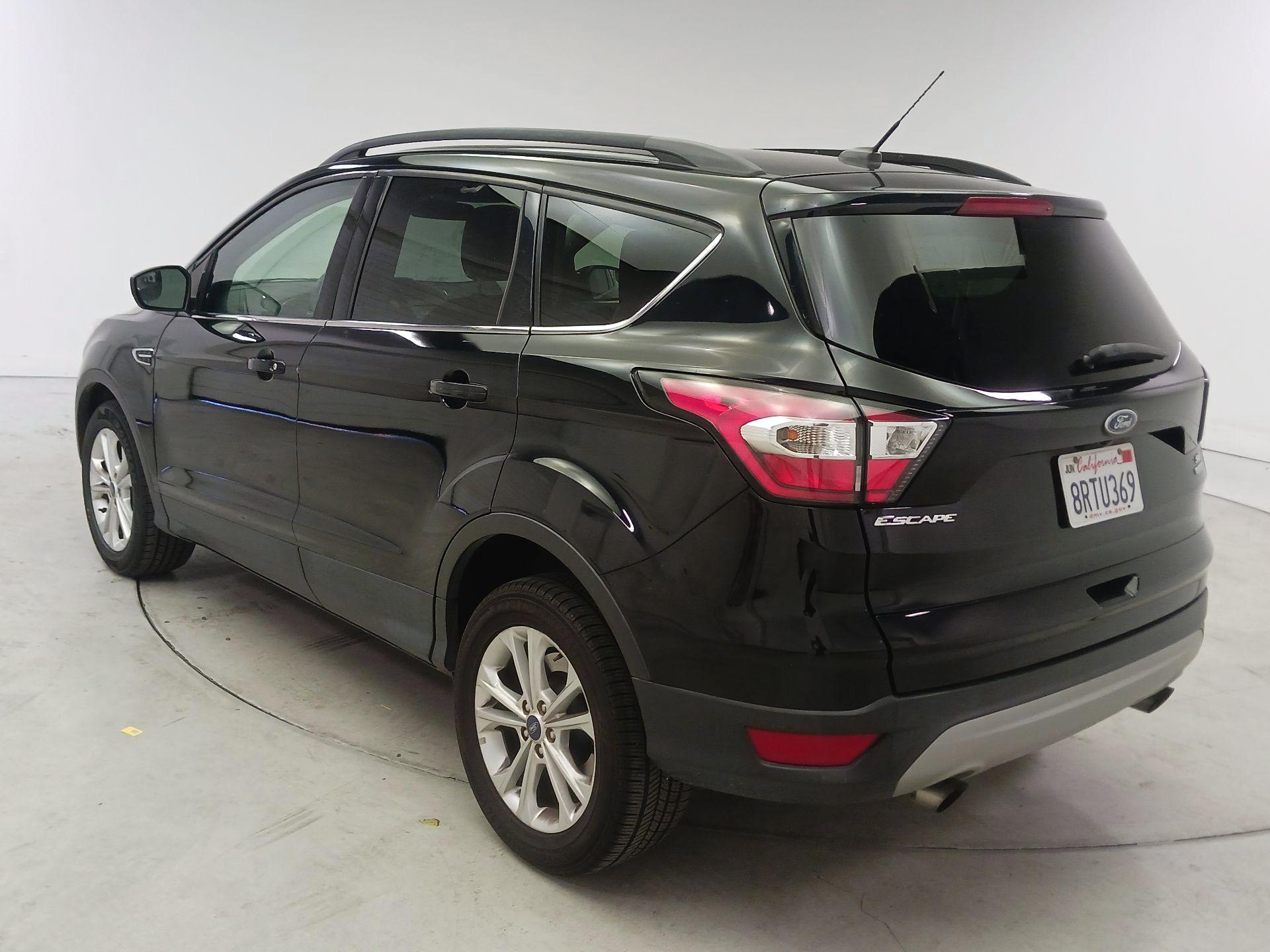 Thumbnail: 2018 Ford Escape - 7