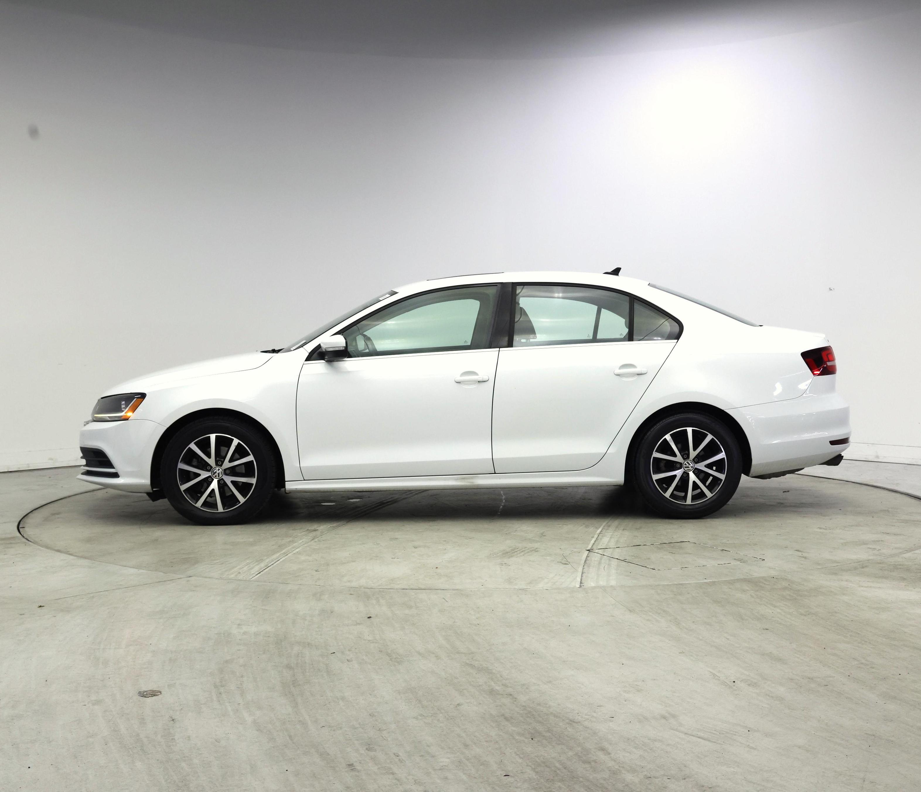Thumbnail: 2017 Volkswagen Jetta - 3