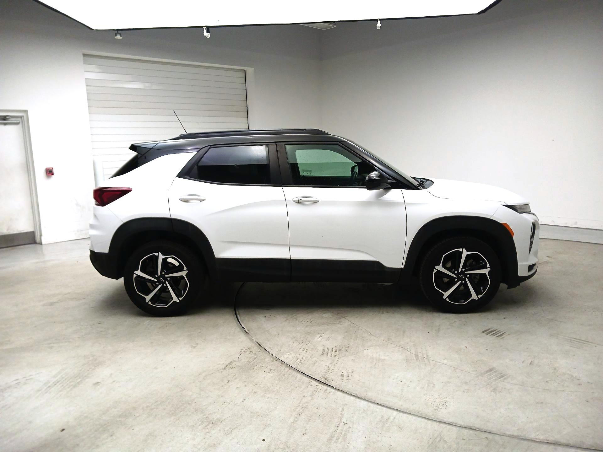 Thumbnail: 2023 Chevrolet TrailBlazer - 4