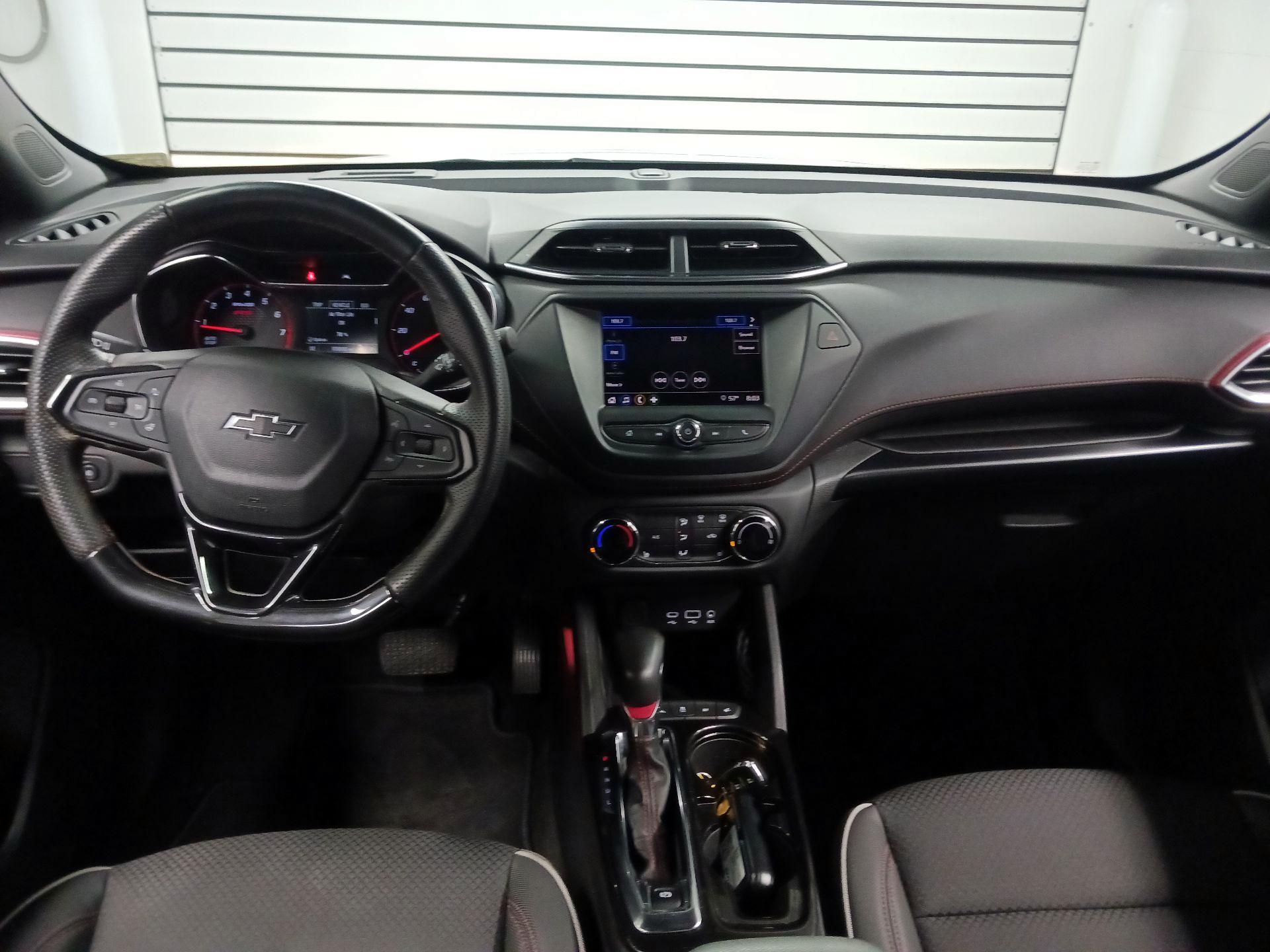 Thumbnail: 2023 Chevrolet TrailBlazer - 8