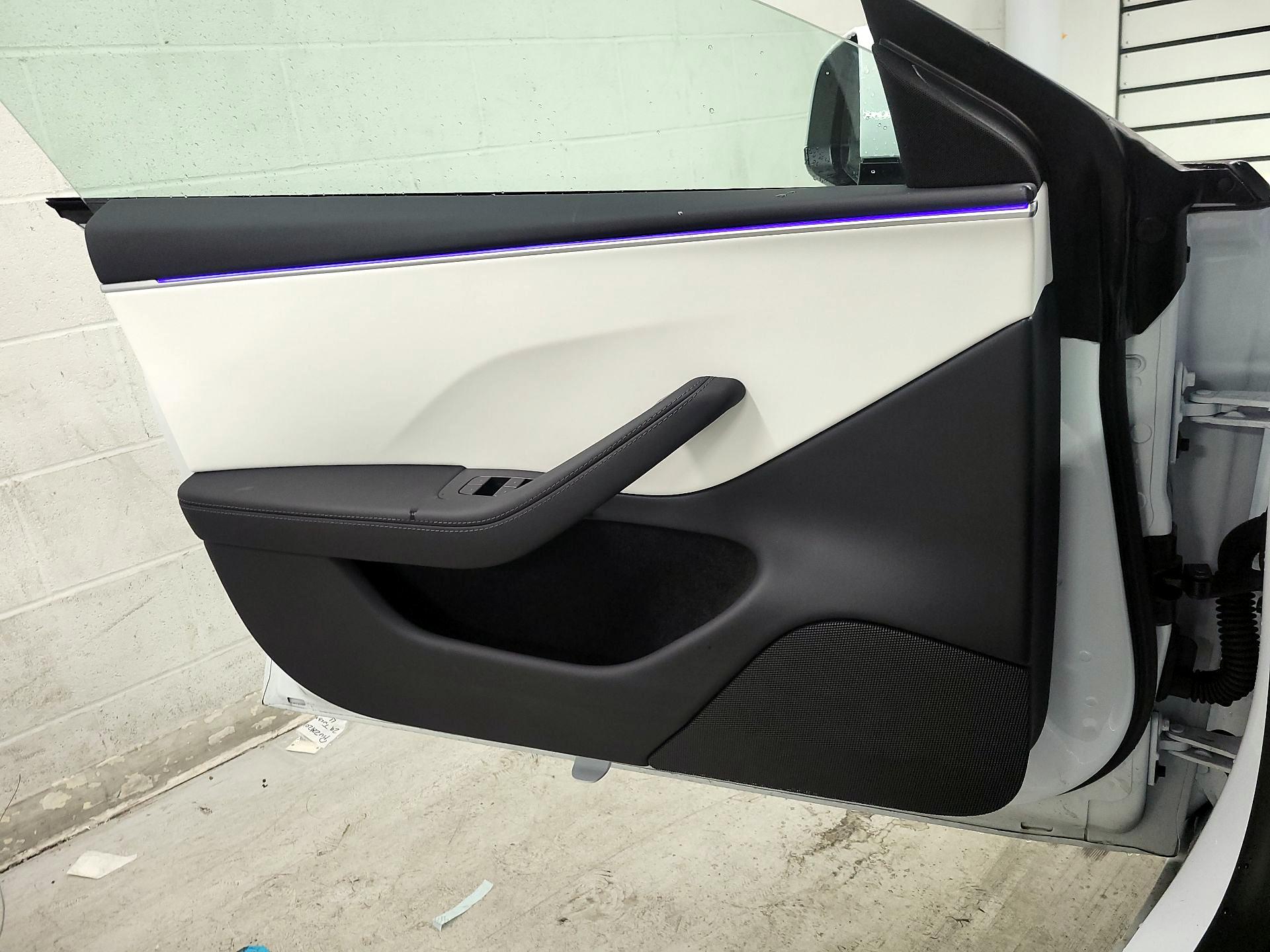 Thumbnail: 2025 Tesla Model 3 - 10