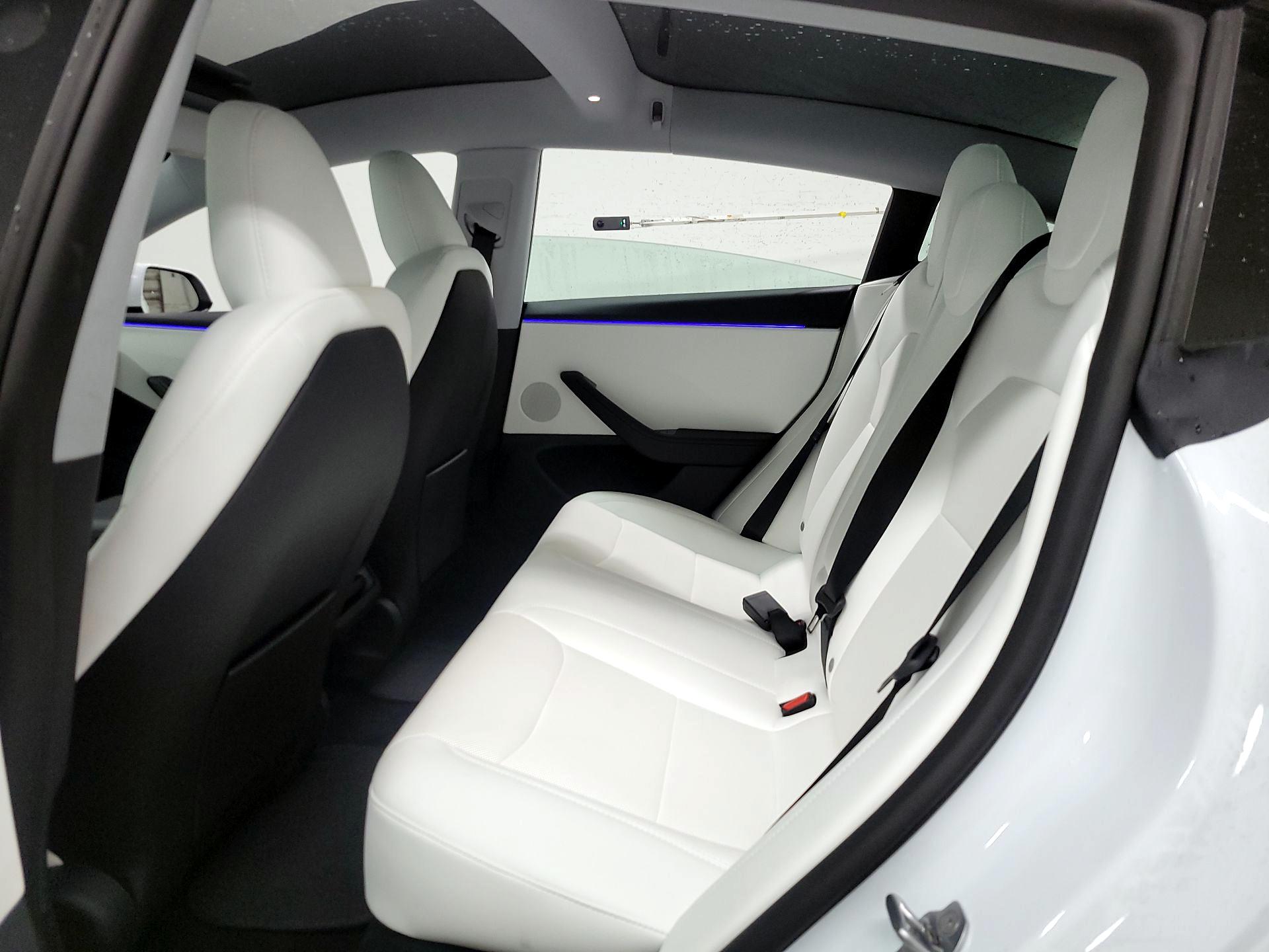 Thumbnail: 2025 Tesla Model 3 - 15