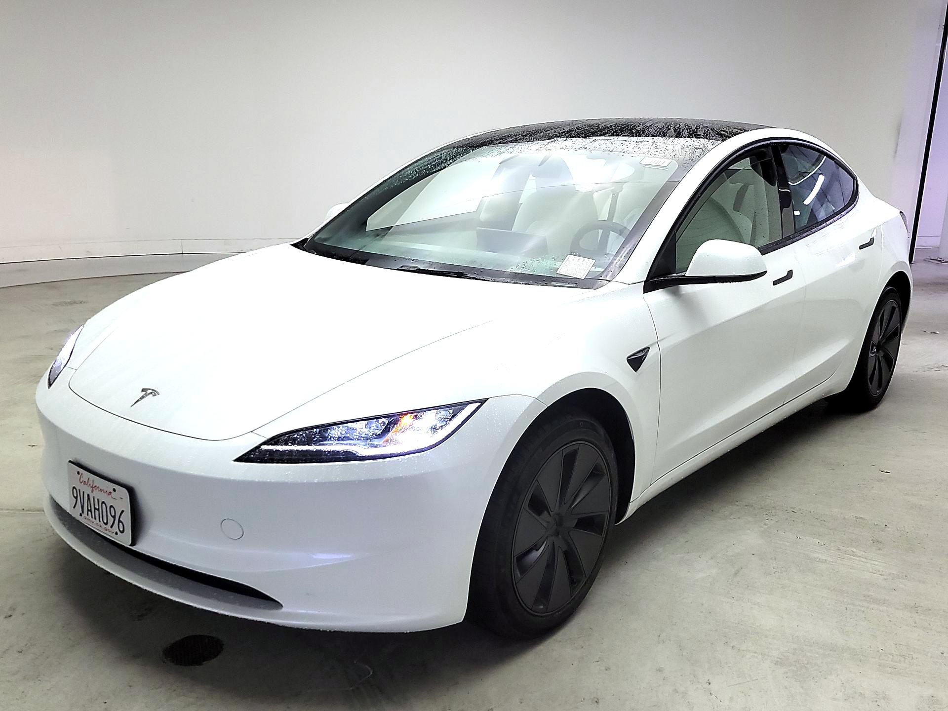 Thumbnail: 2025 Tesla Model 3 - 3