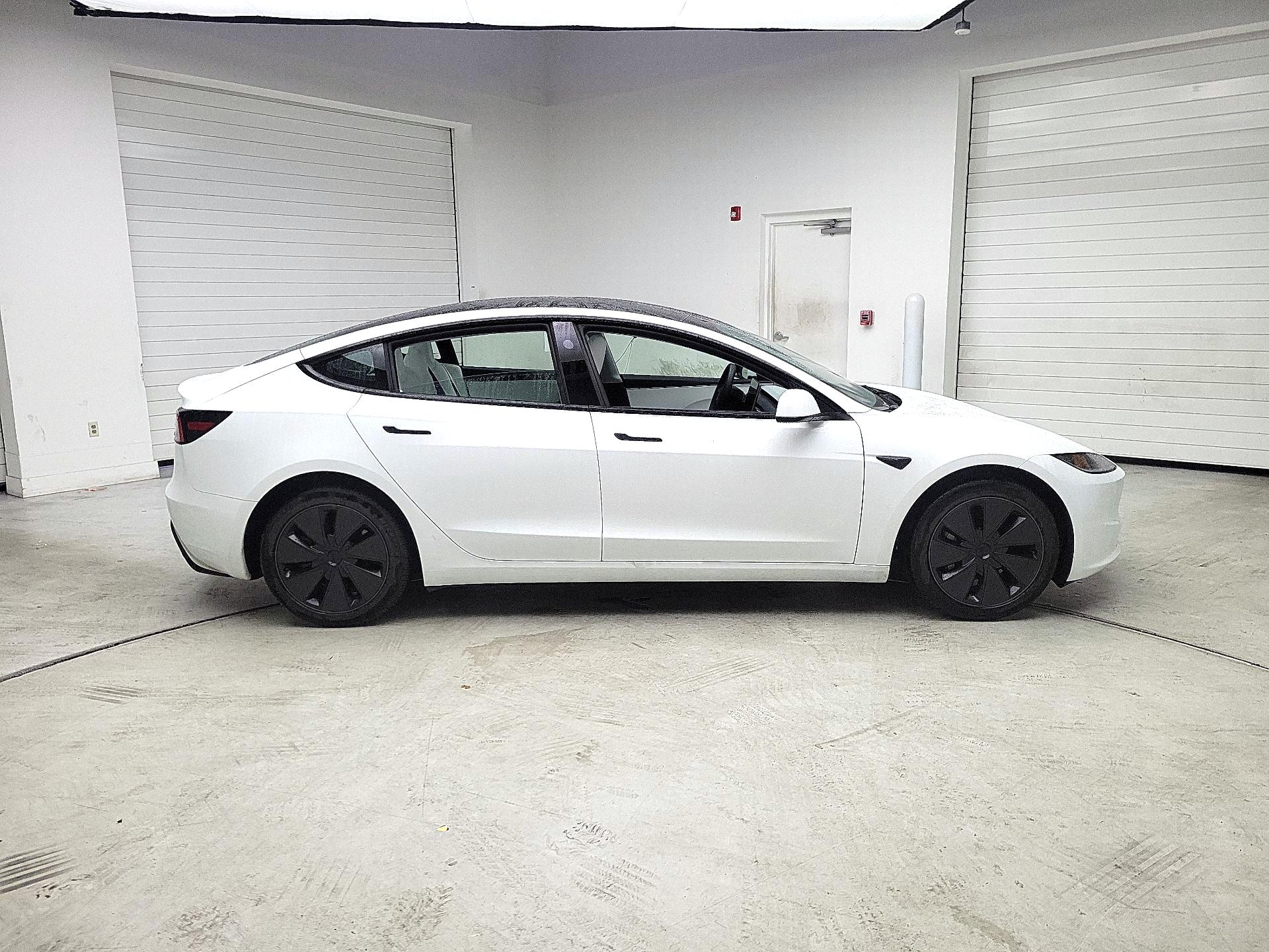 Thumbnail: 2025 Tesla Model 3 - 4