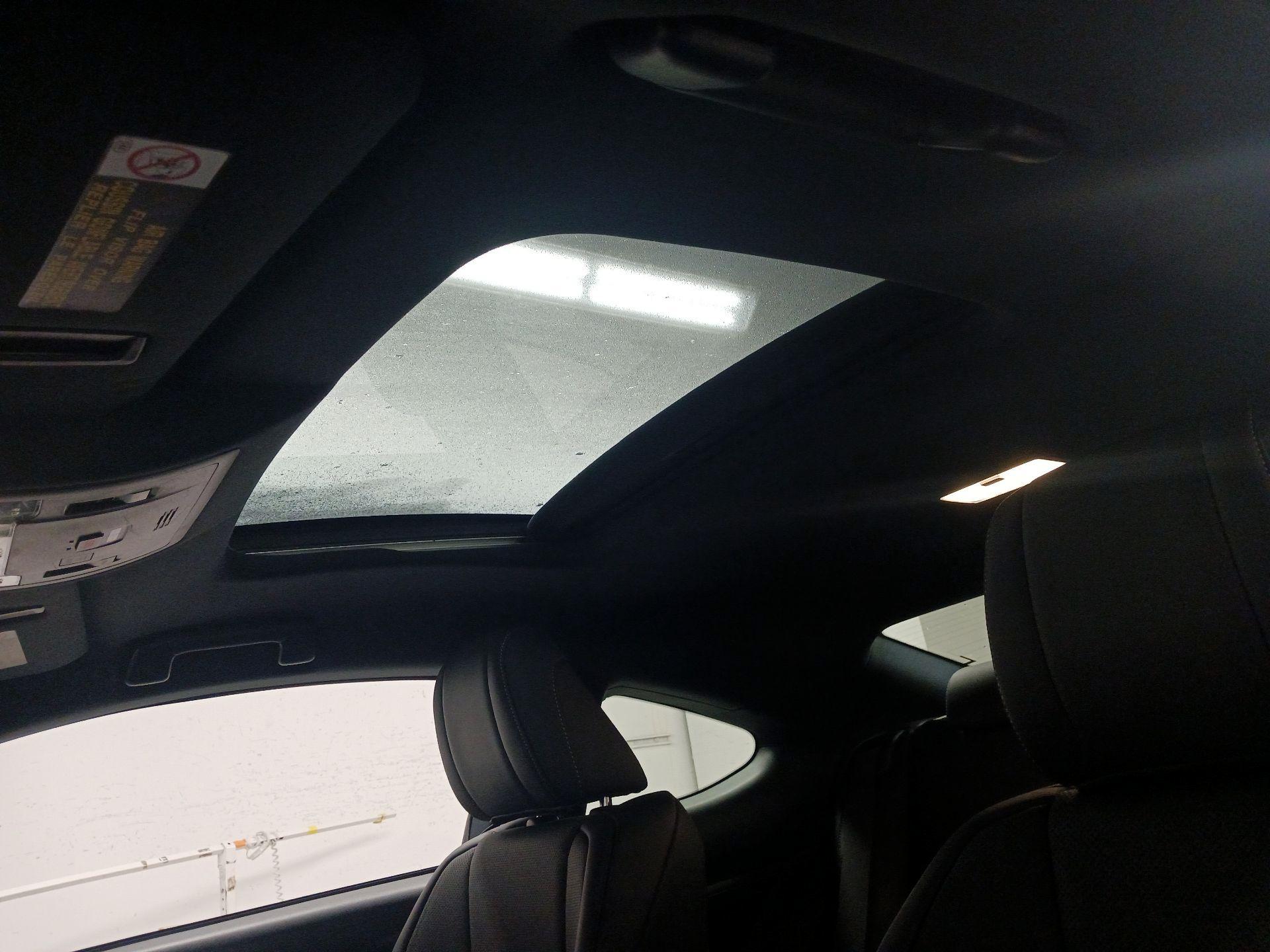 Thumbnail: 2016 Lexus RC - 17