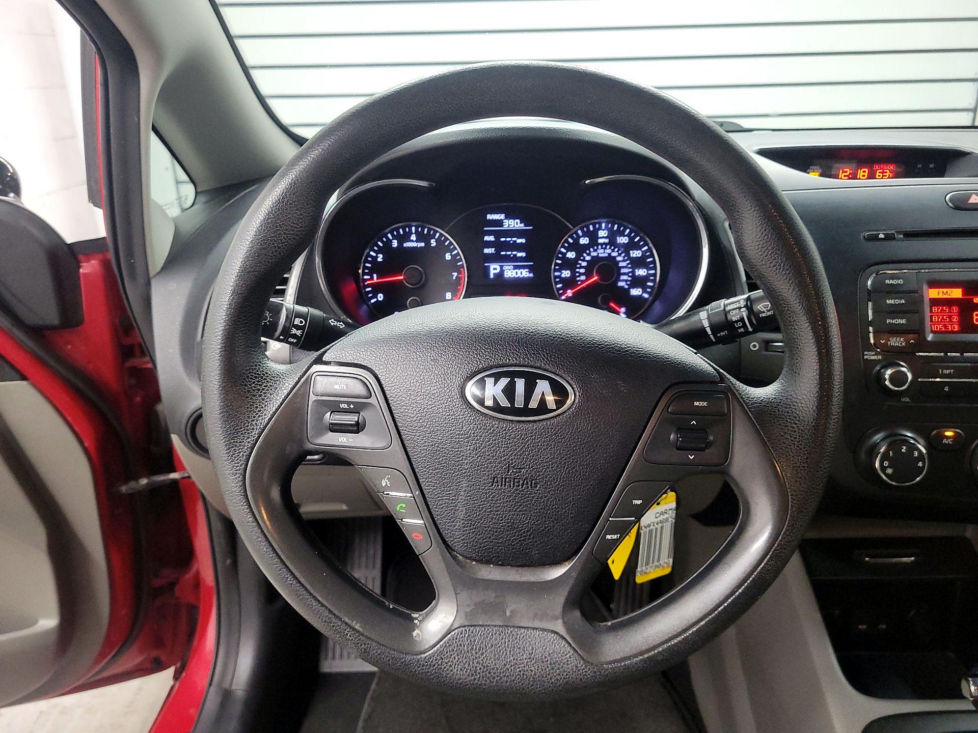 Thumbnail: 2014 Kia Forte - 10
