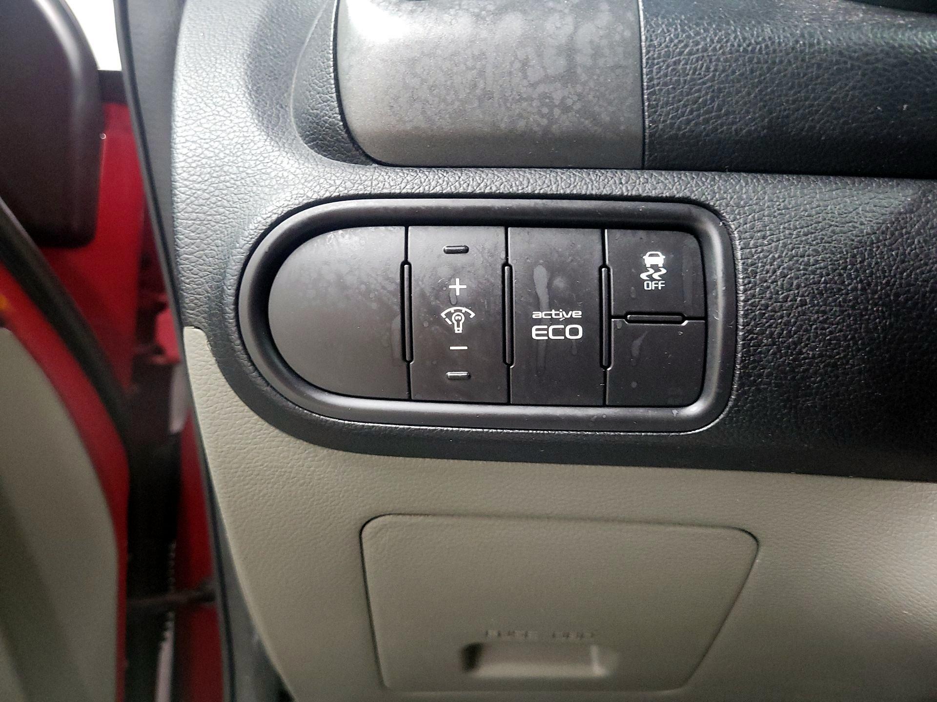 Thumbnail: 2014 Kia Forte - 13