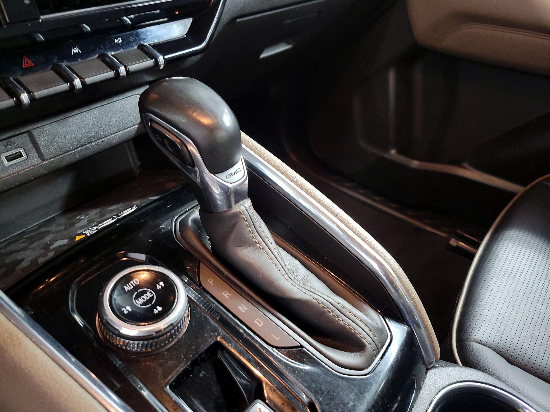 Thumbnail: 2023 GMC Canyon - 15