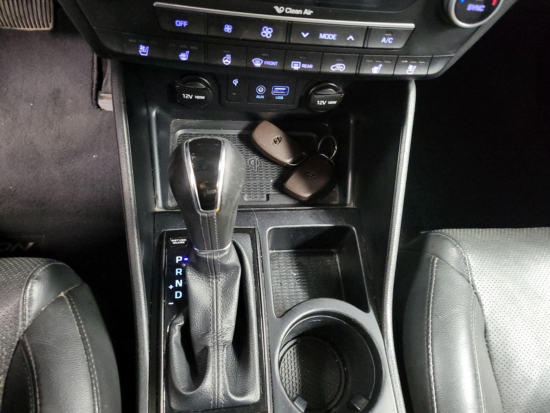 Thumbnail: 2019 Hyundai Tucson - 14