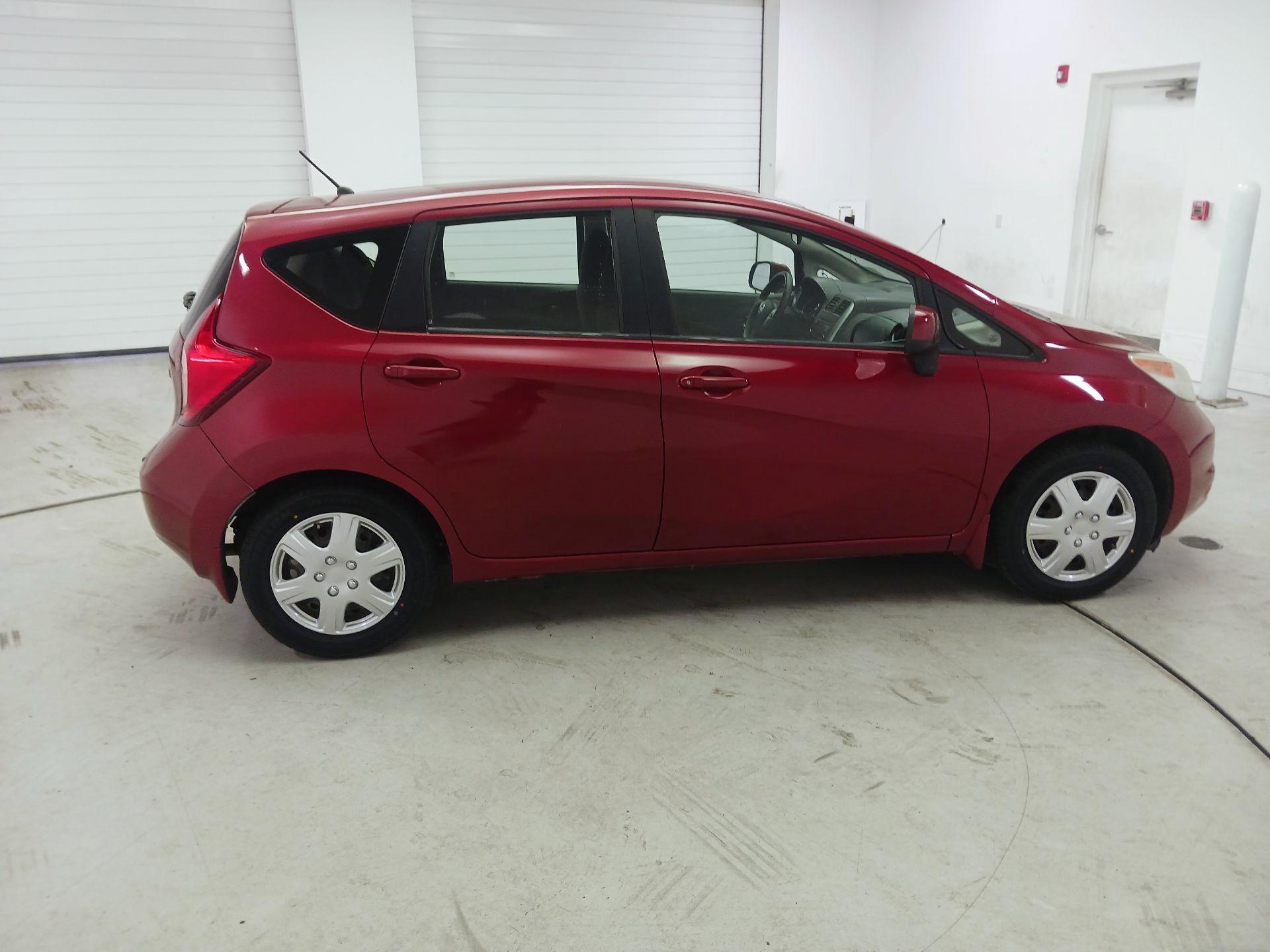 Thumbnail: 2014 Nissan Versa Note - 4