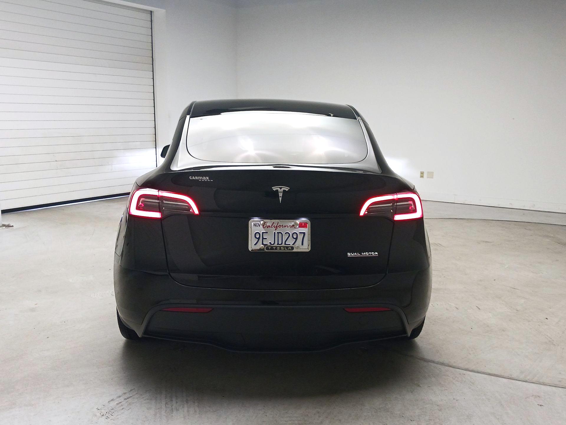 Thumbnail: 2023 Tesla Model Y - 6
