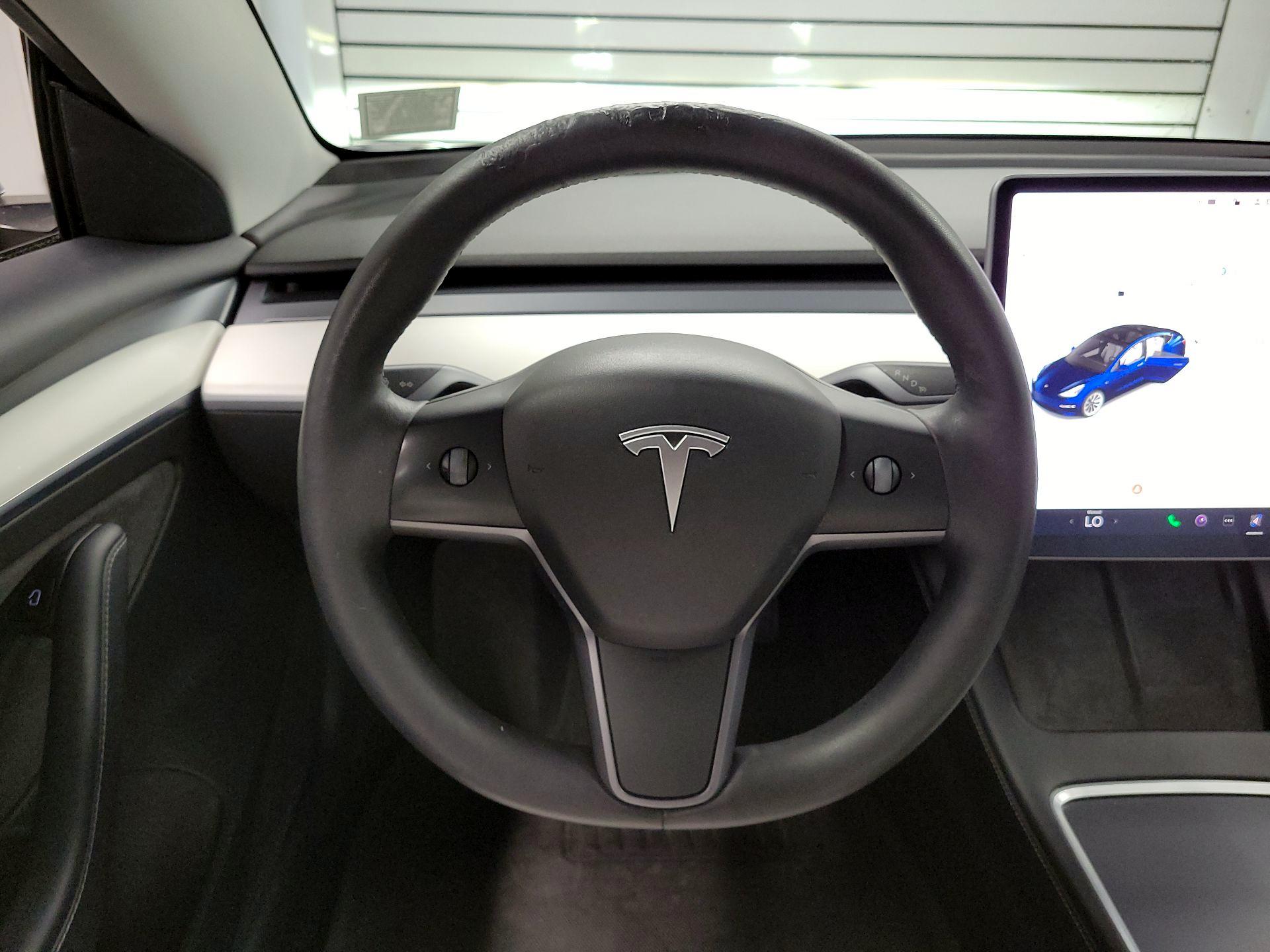 Thumbnail: 2021 Tesla Model 3 - 10