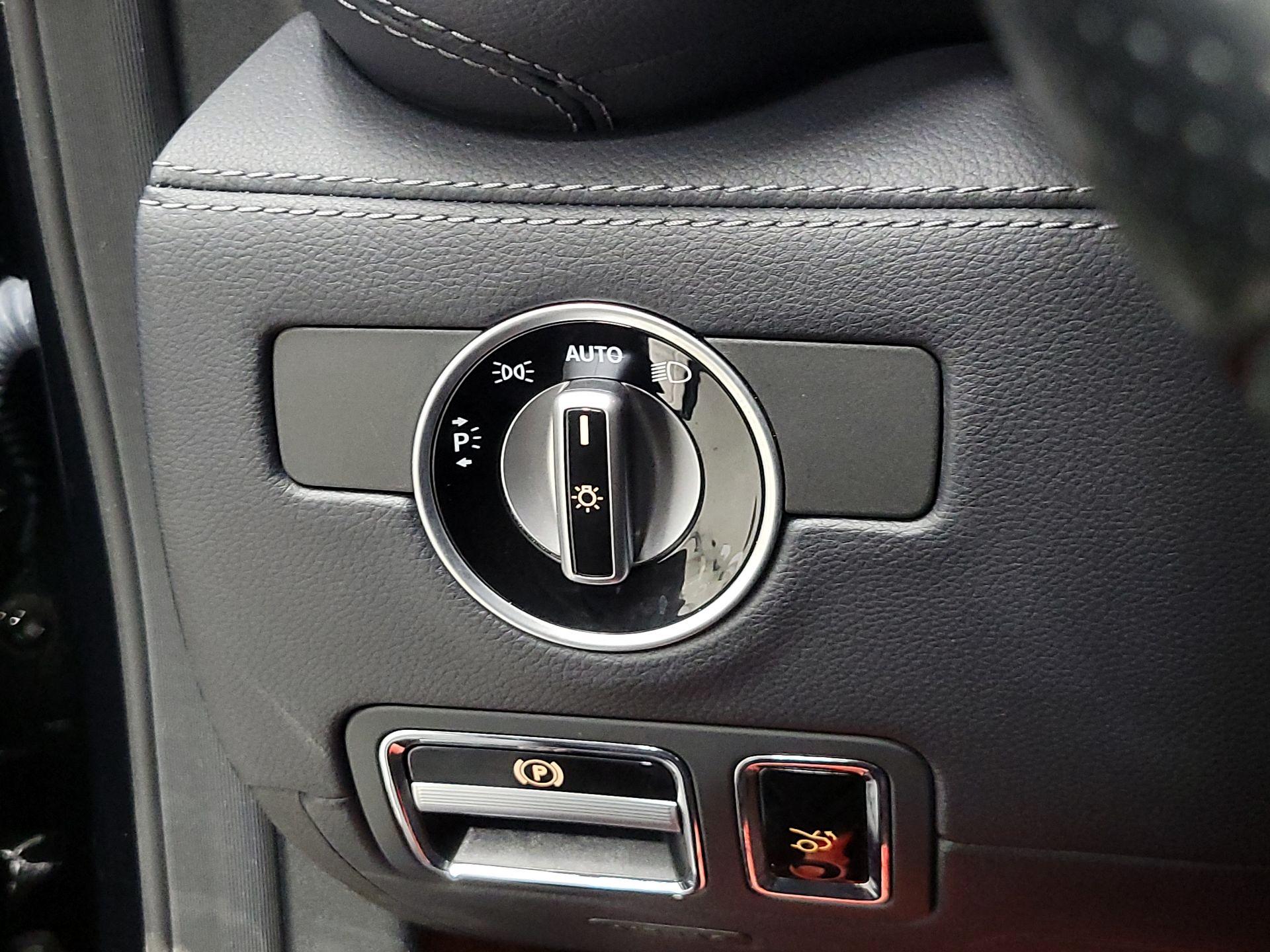 Thumbnail: 2017 Mercedes-Benz AMG GT - 11