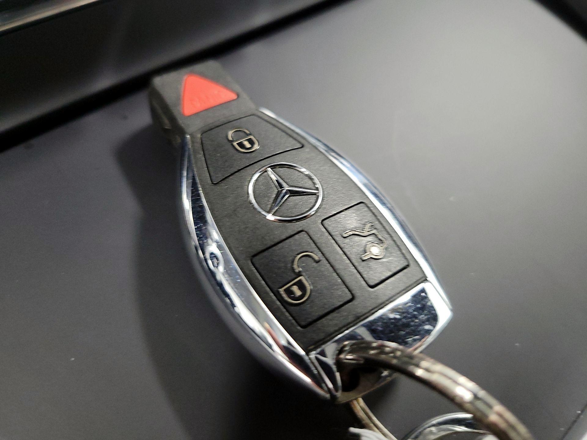 Thumbnail: 2017 Mercedes-Benz AMG GT - 18